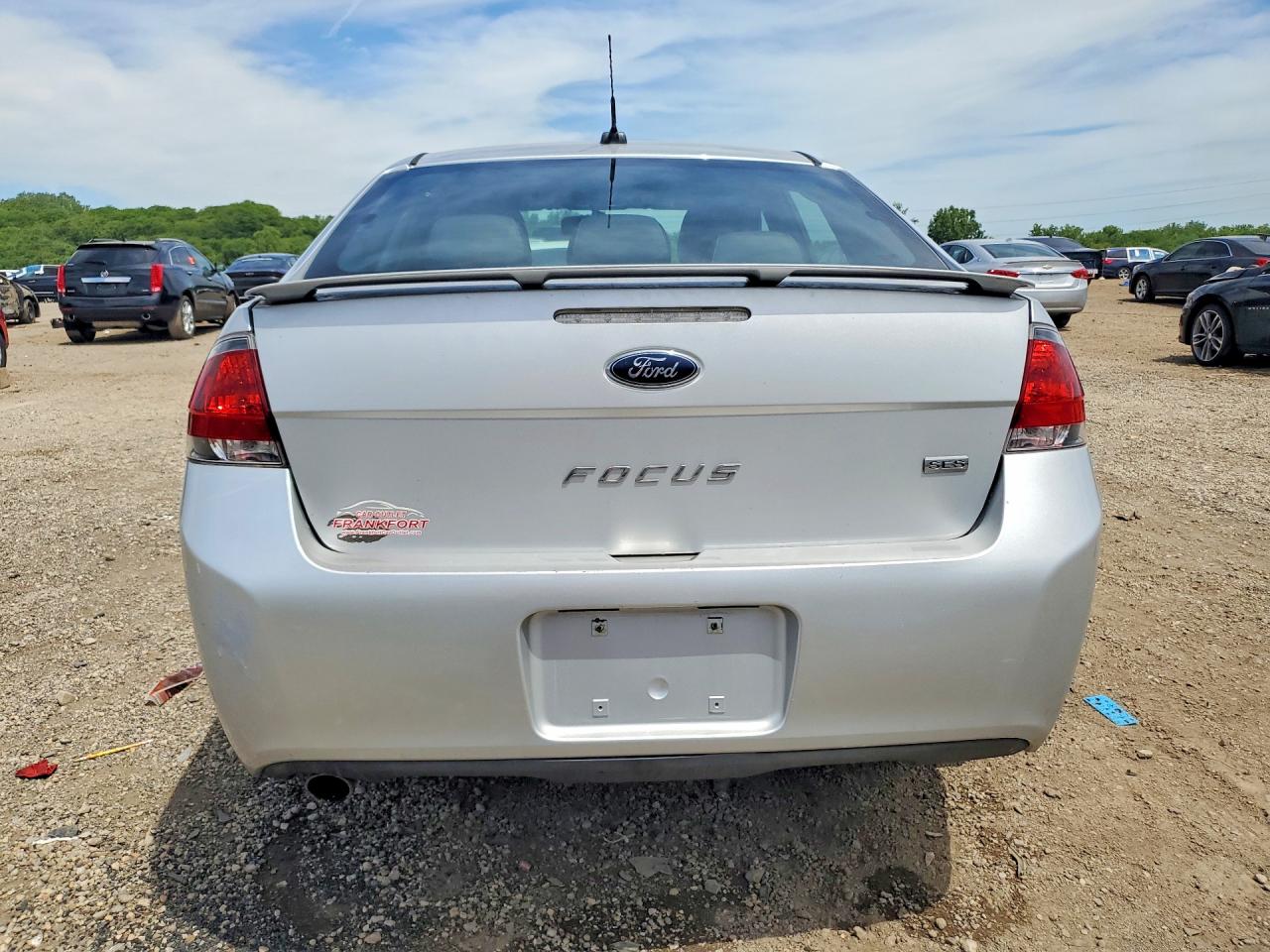 2011 Ford Focus Ses Серебряный vin: 1FAHP3GN7BW110762