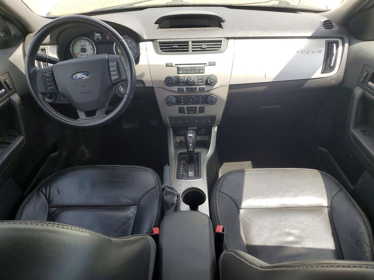 2011 Ford Focus Ses Серебряный vin: 1FAHP3GN7BW110762