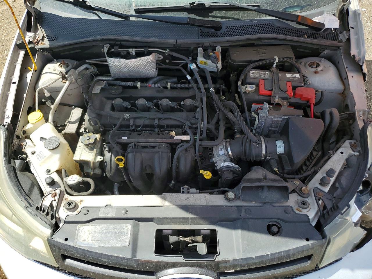2011 Ford Focus Ses Серебряный vin: 1FAHP3GN7BW110762