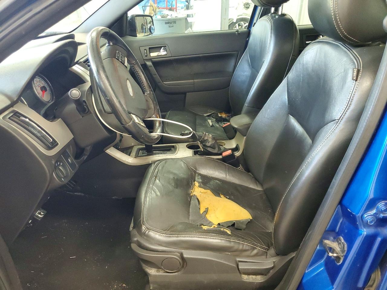 2010 Ford Focus Ses Blue vin: 1FAHP3GN8AW115628
