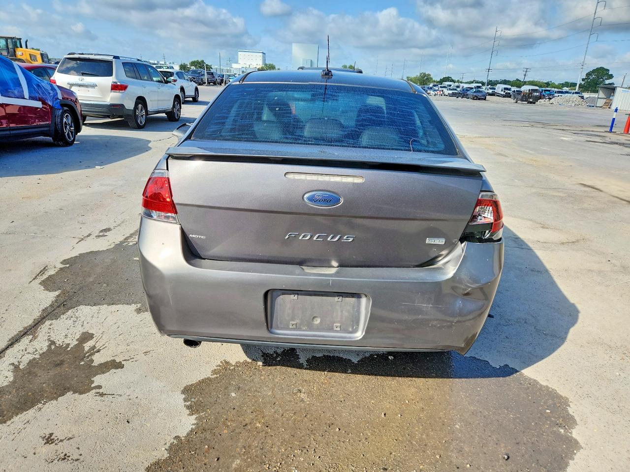 2011 Ford Focus Ses Gray vin: 1FAHP3GN8BW200163