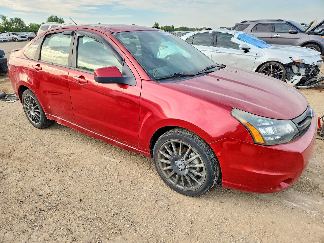 2010 Ford Focus Ses Burgundy vin: 1FAHP3GN9AW170041