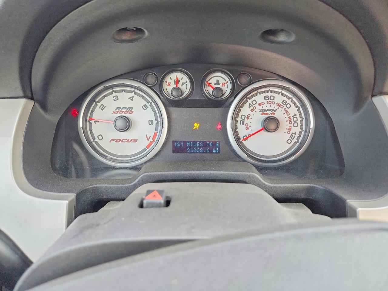 2010 Ford Focus Ses Burgundy vin: 1FAHP3GN9AW170041