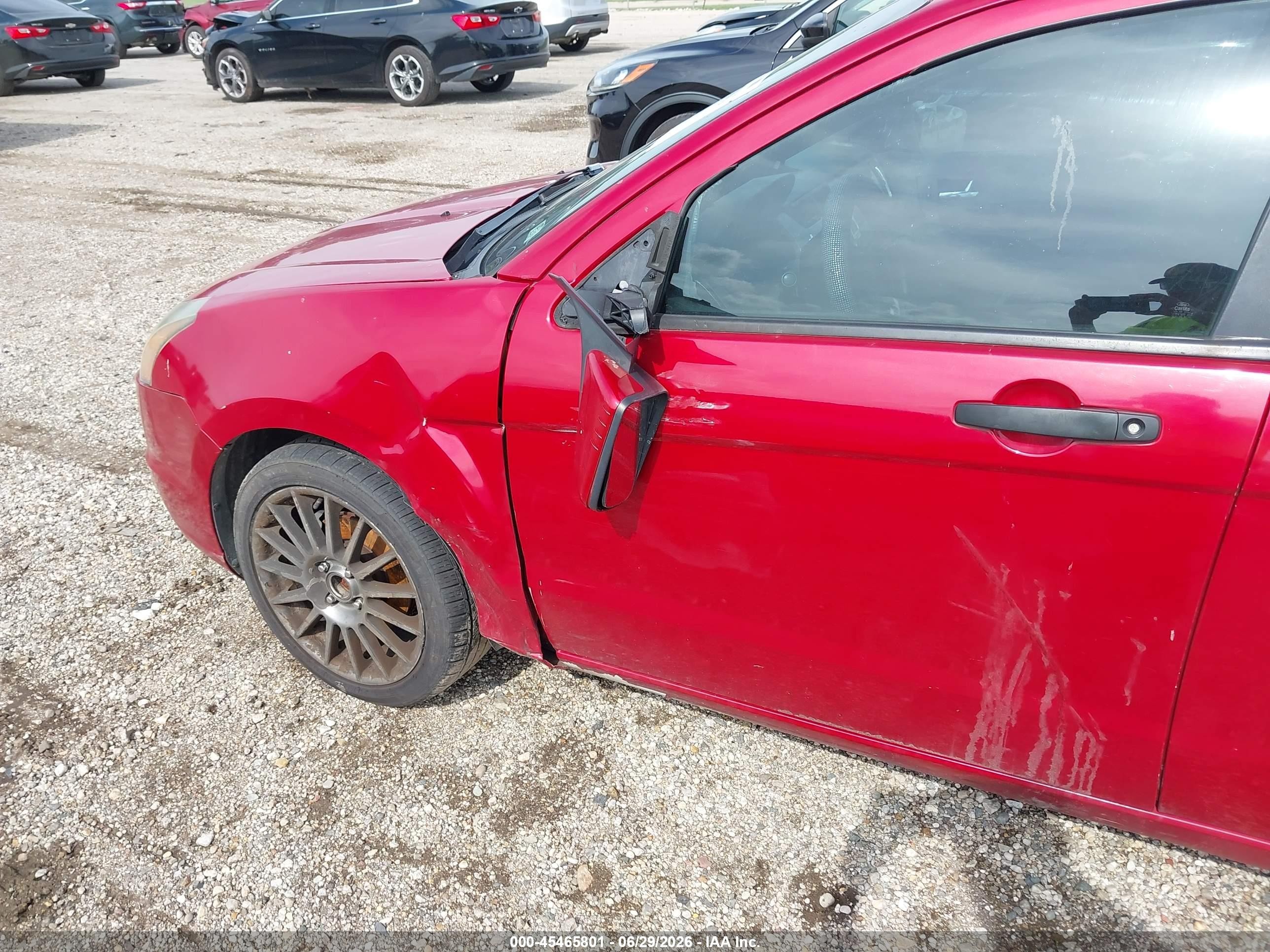 2011 Ford Focus Ses Red vin: 1FAHP3GN9BW148462