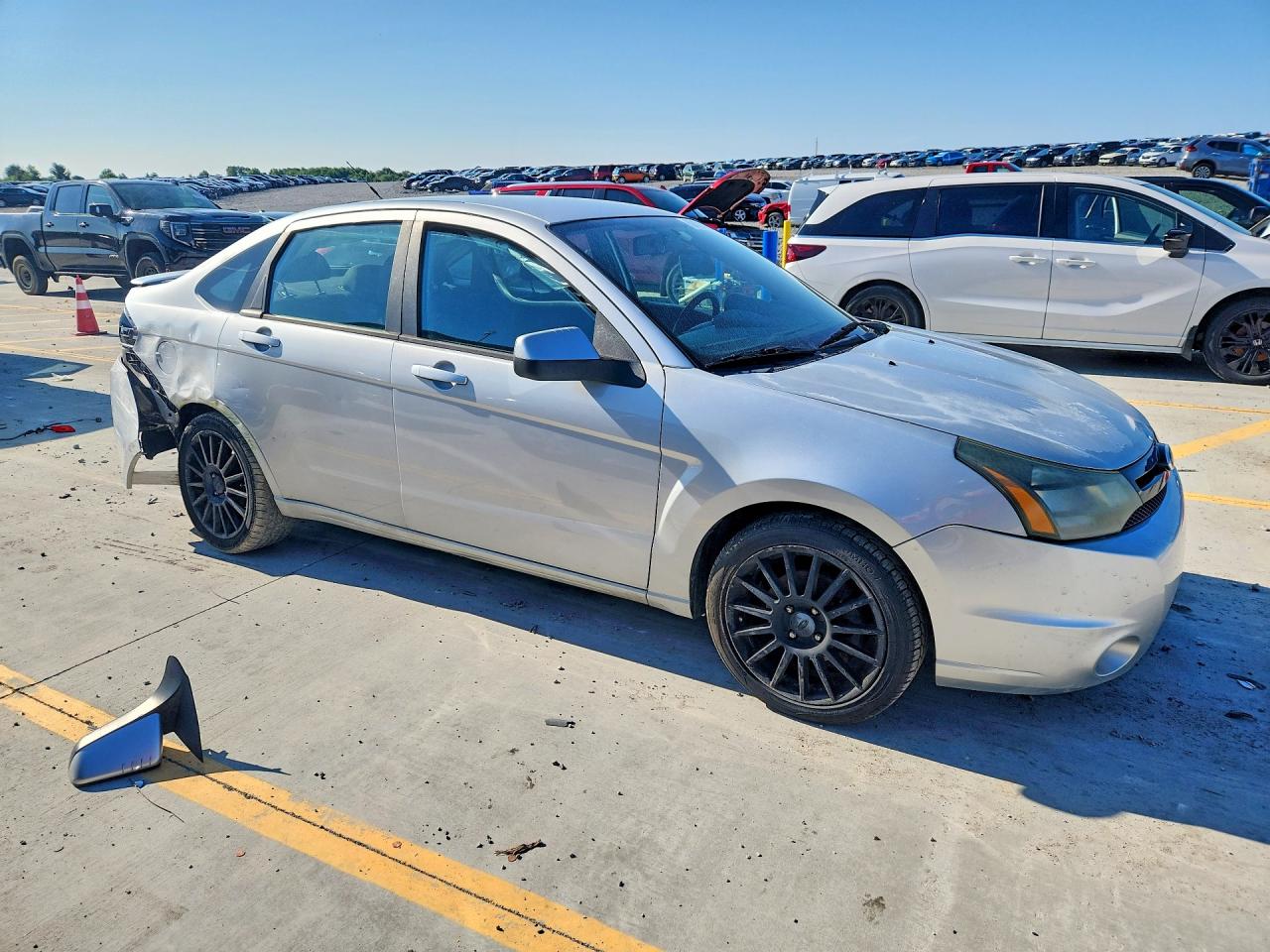 2010 Ford Focus Ses Silver vin: 1FAHP3GNXAW180836