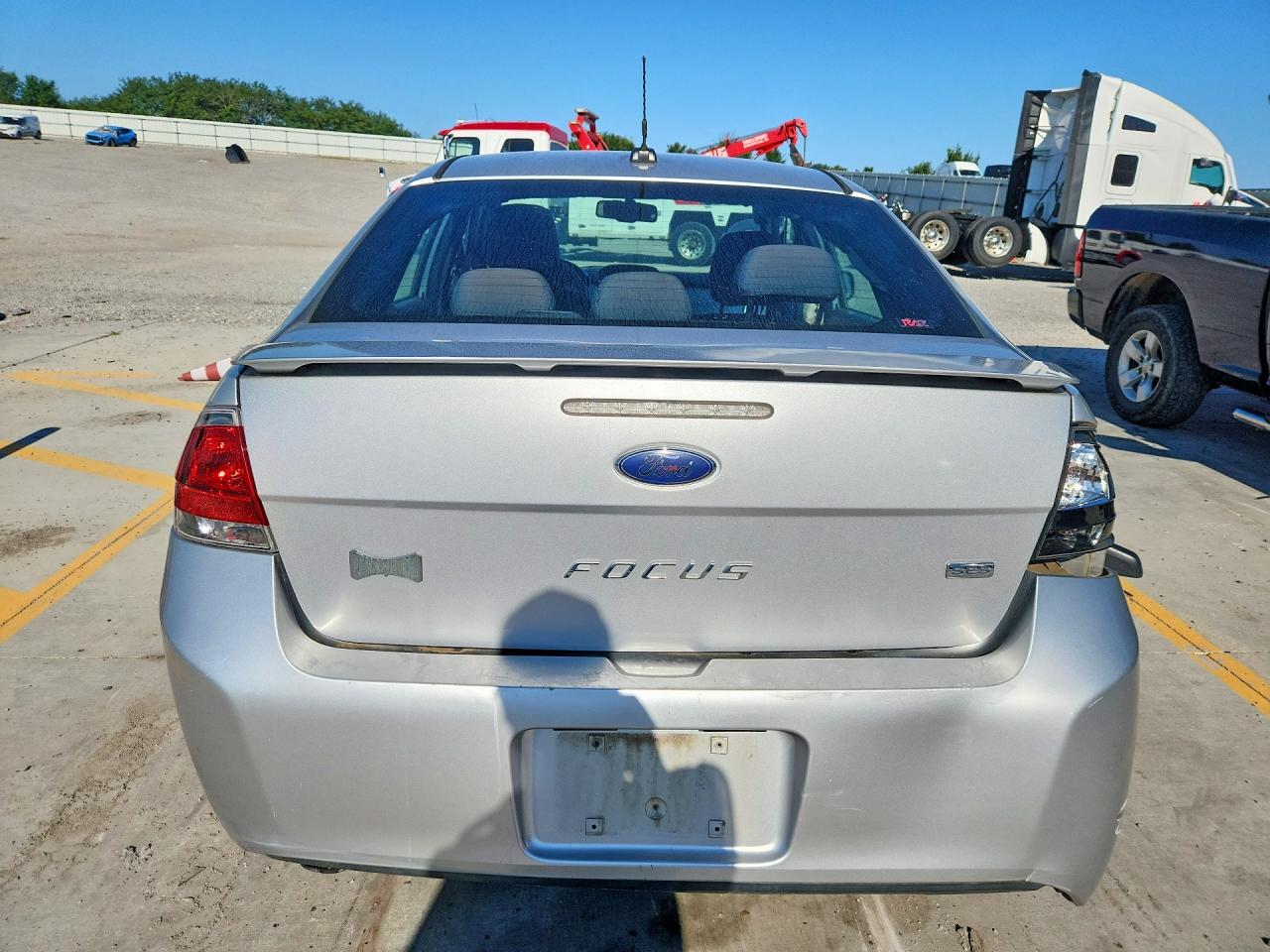 2010 Ford Focus Ses Silver vin: 1FAHP3GNXAW180836