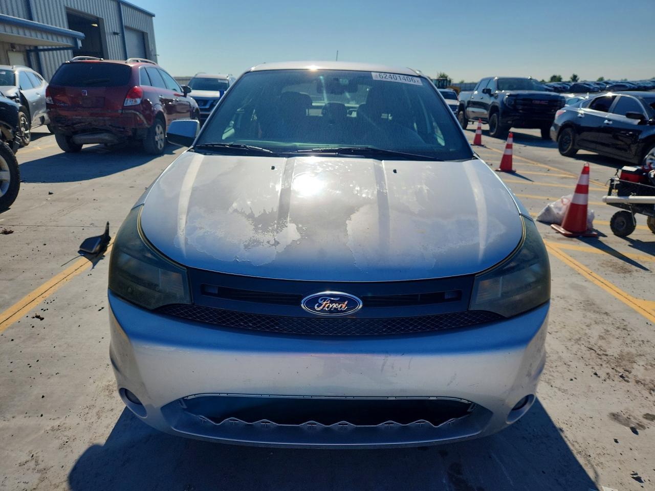 2010 Ford Focus Ses Silver vin: 1FAHP3GNXAW180836