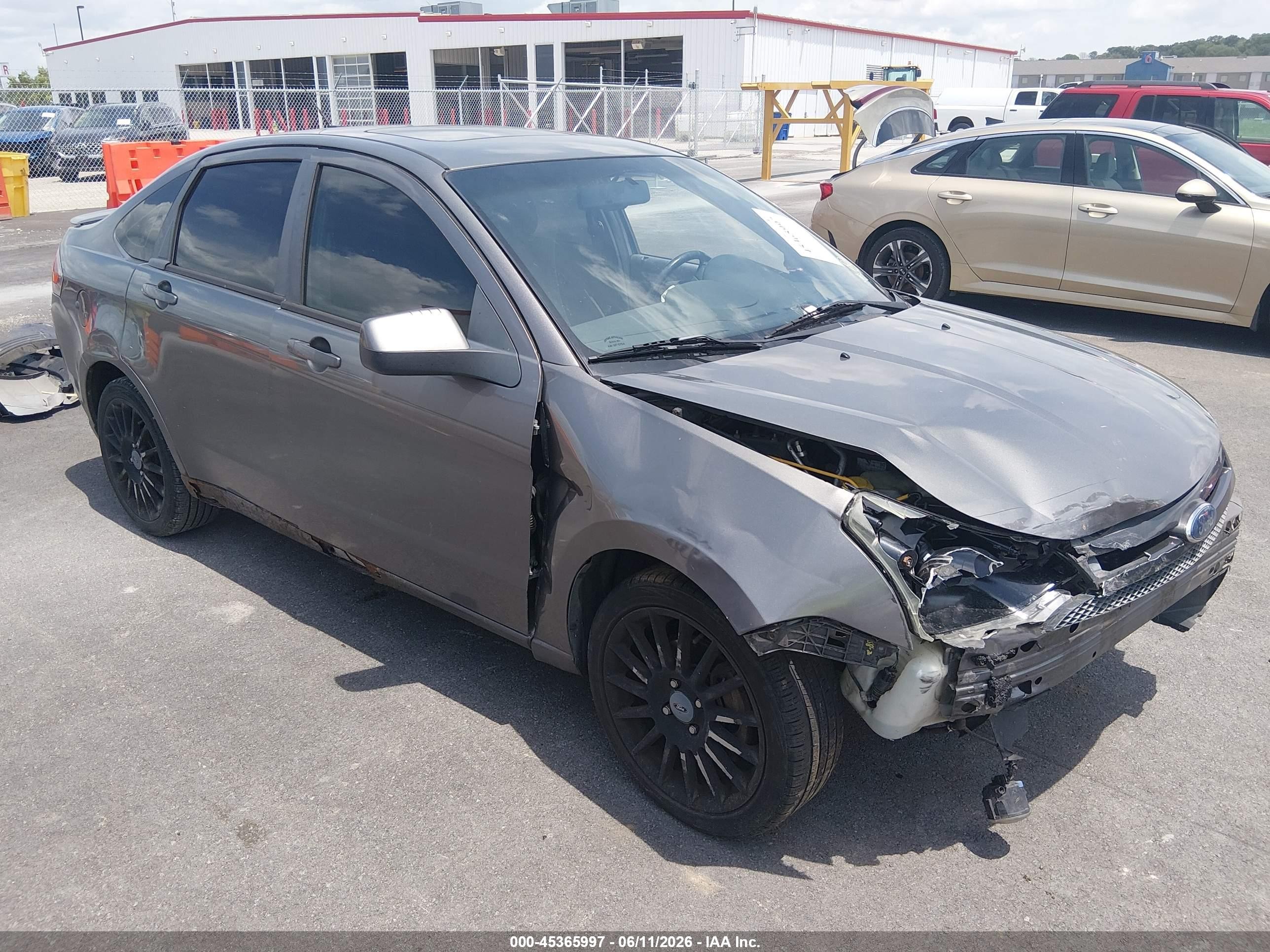 2010 Ford Focus Ses Gray vin: 1FAHP3GNXAW199550