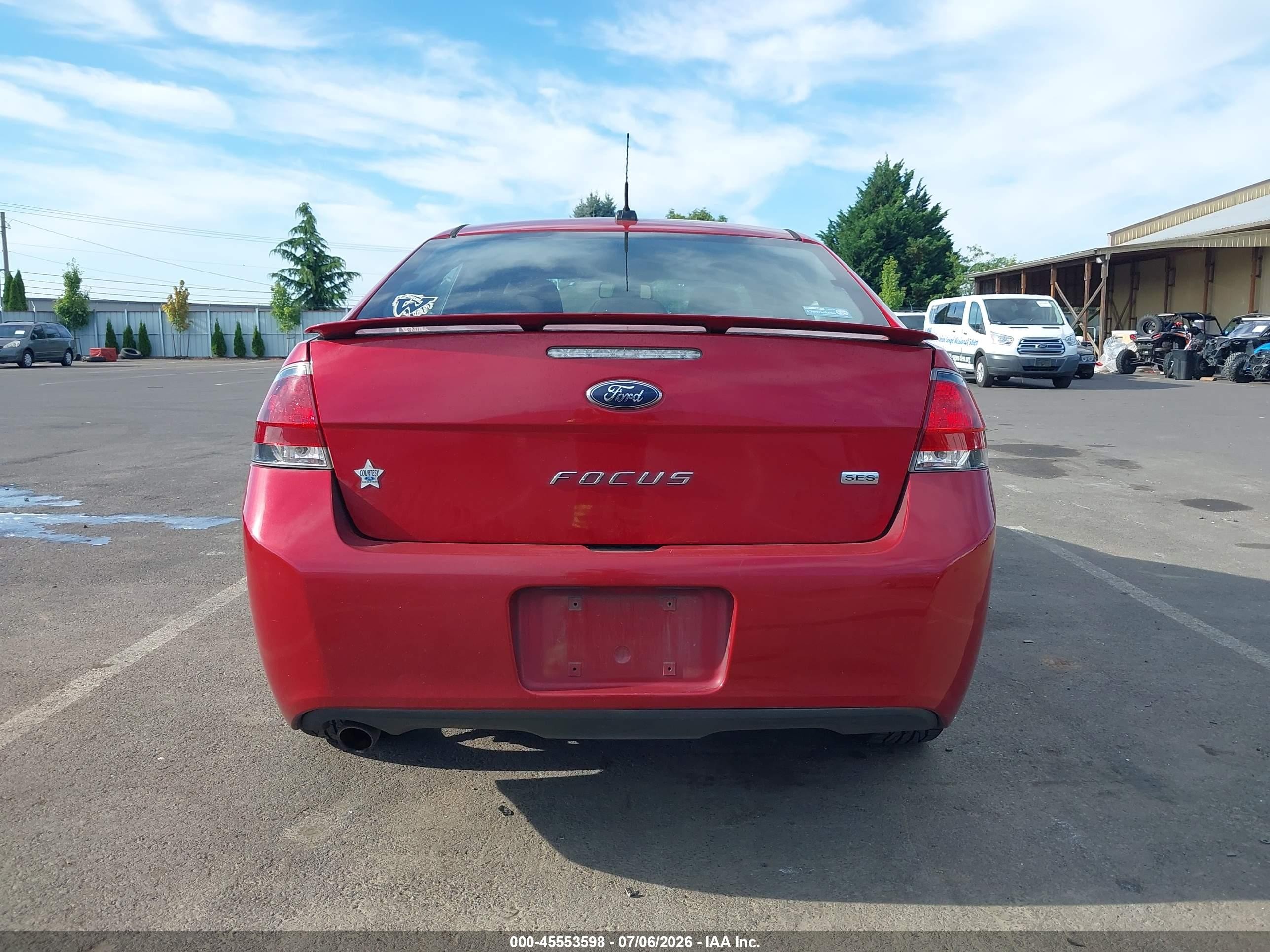 2010 Ford Focus Ses Red vin: 1FAHP3GNXAW292603