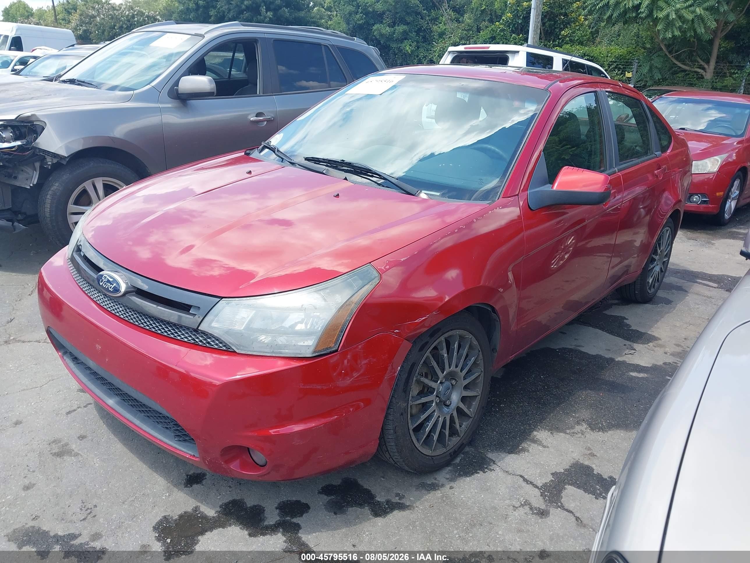 2011 Ford Focus Ses Red vin: 1FAHP3GNXBW114062