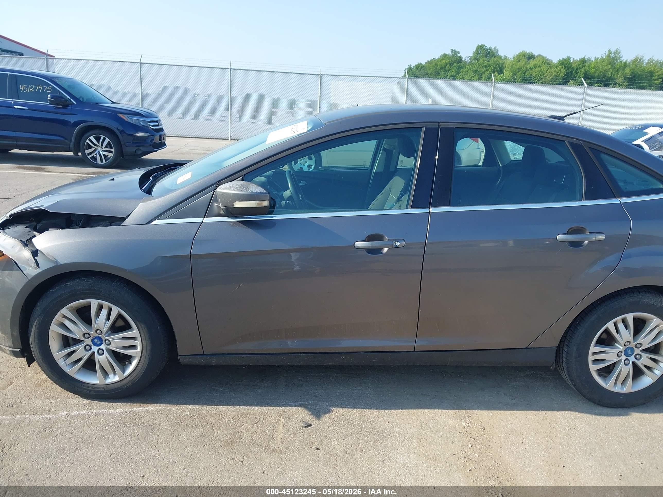 2012 Ford Focus Sel Gray vin: 1FAHP3H20CL248215