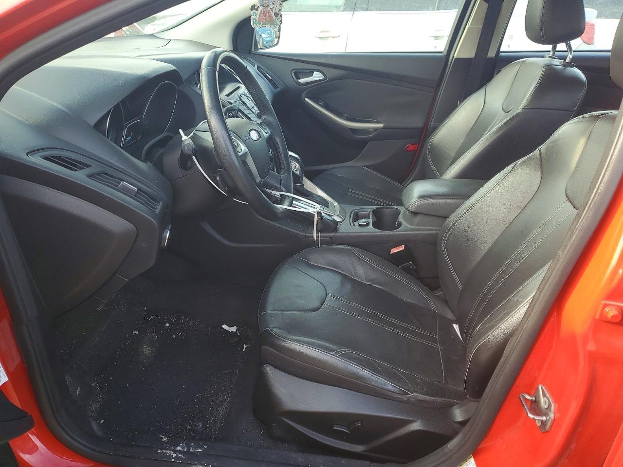 2012 Ford Focus Sel Red vin: 1FAHP3H20CL339727