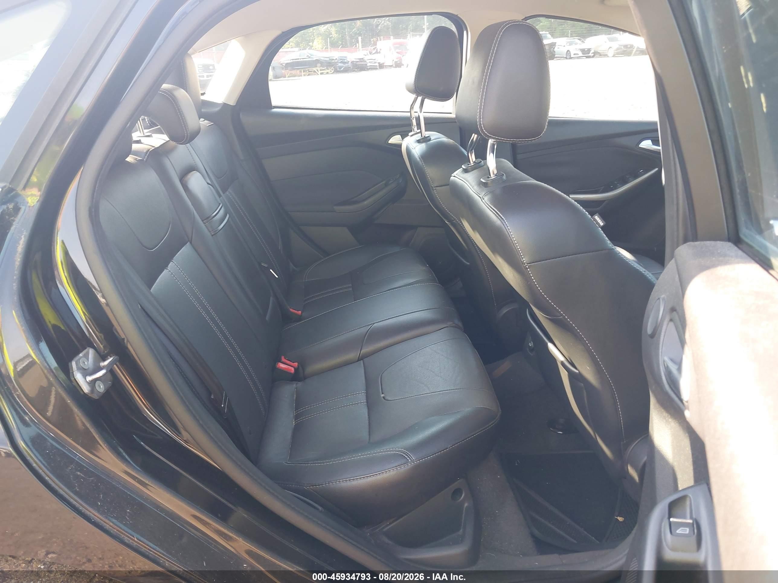 2012 Ford Focus Sel Черный vin: 1FAHP3H20CL352042