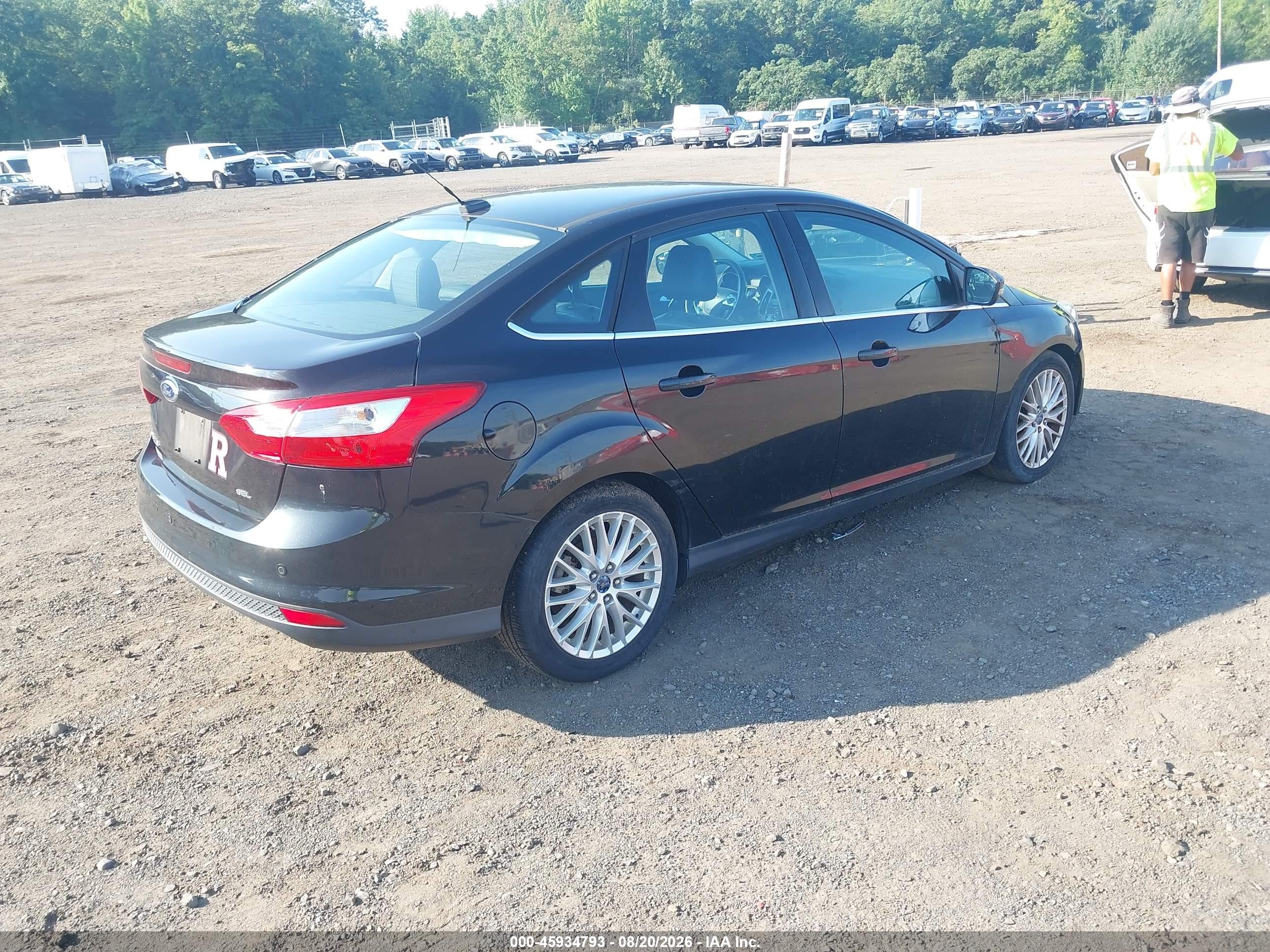 2012 Ford Focus Sel Черный vin: 1FAHP3H20CL352042