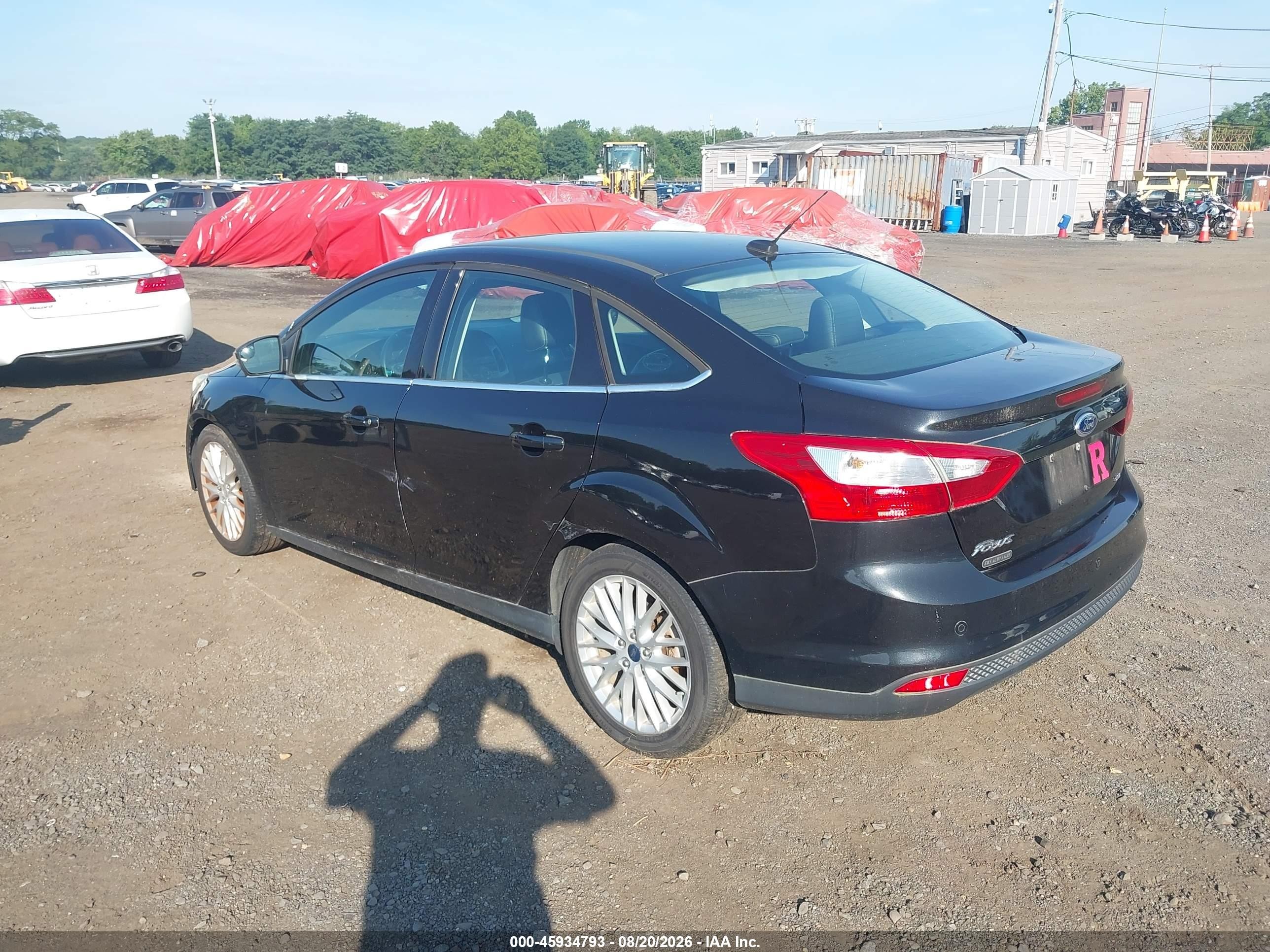 2012 Ford Focus Sel Черный vin: 1FAHP3H20CL352042
