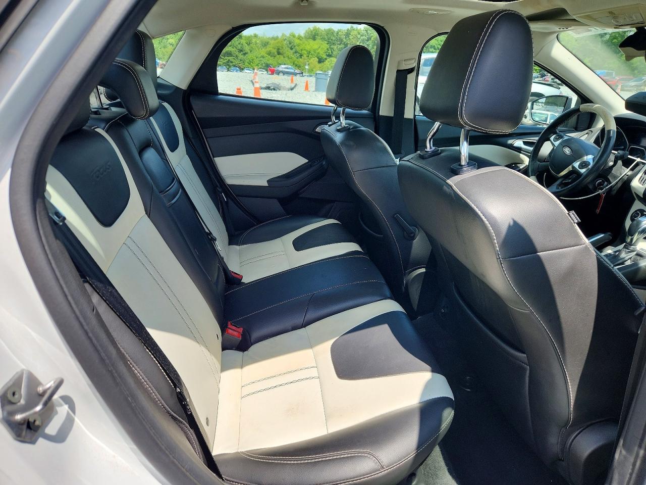 2012 Ford Focus Sel White vin: 1FAHP3H20CL360805