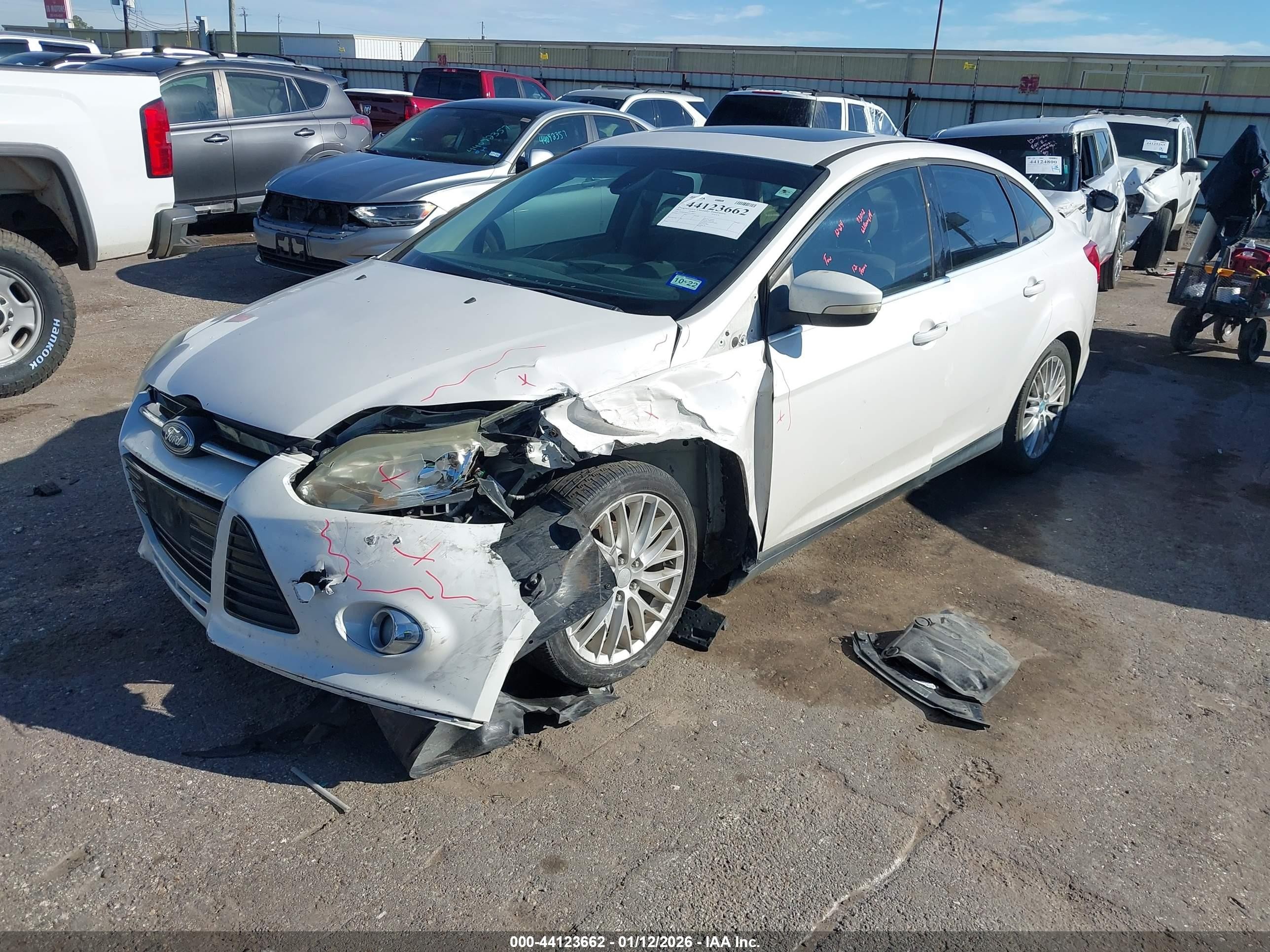 2012 Ford Focus Sel Белый vin: 1FAHP3H21CL139617
