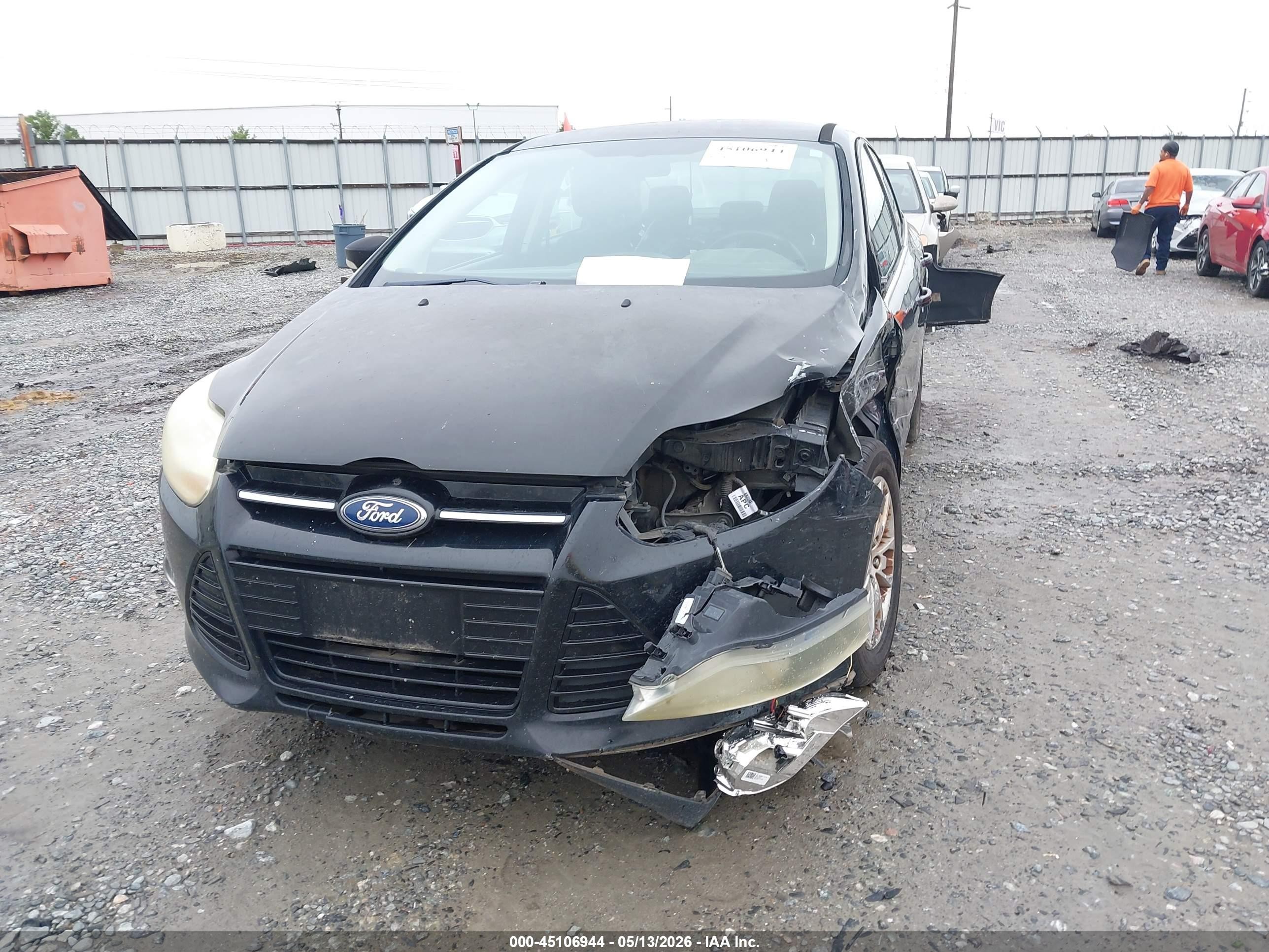 2012 Ford Focus Sel Black vin: 1FAHP3H21CL247655