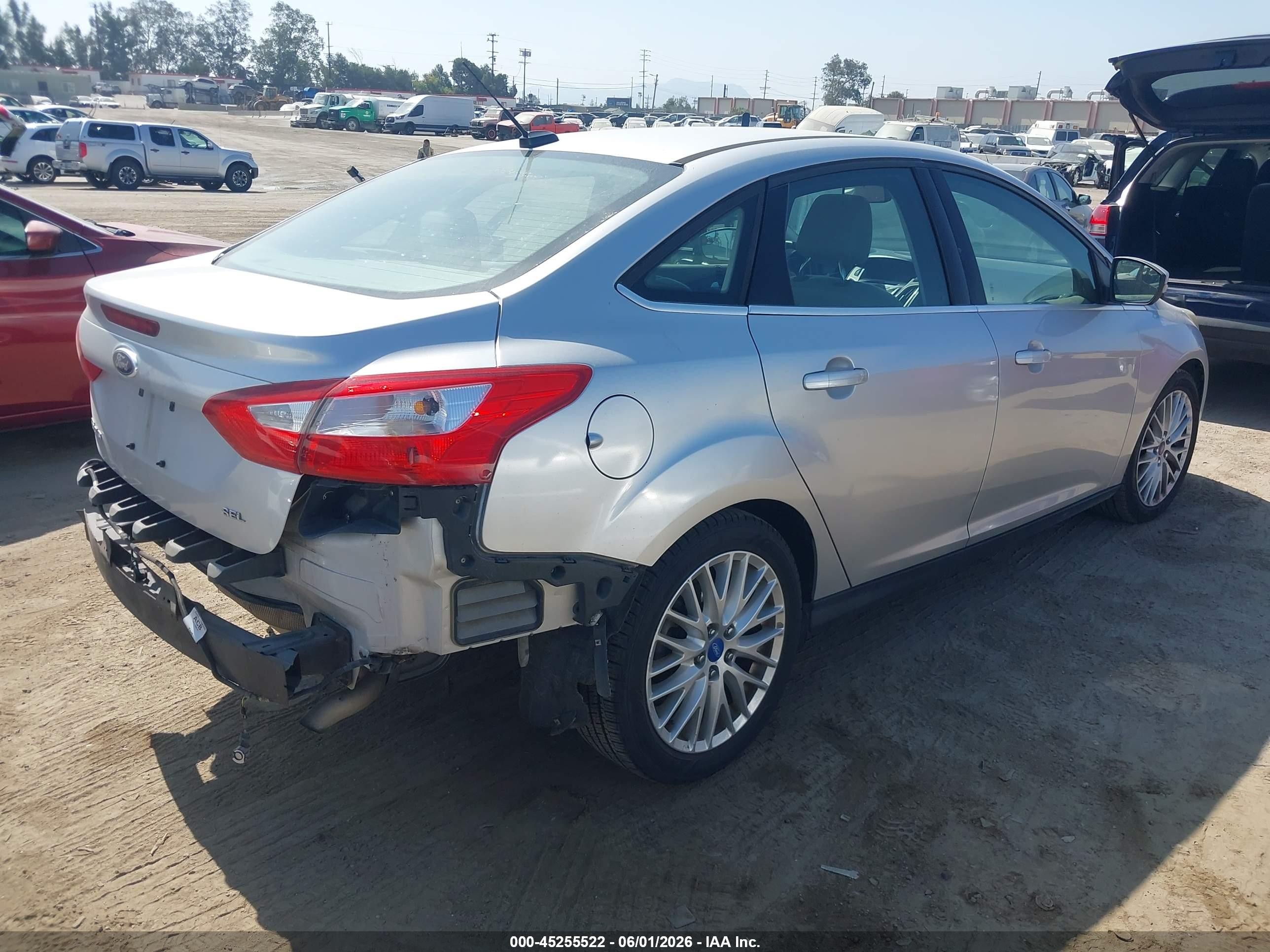 2012 Ford Focus Sel Silver vin: 1FAHP3H22CL179933