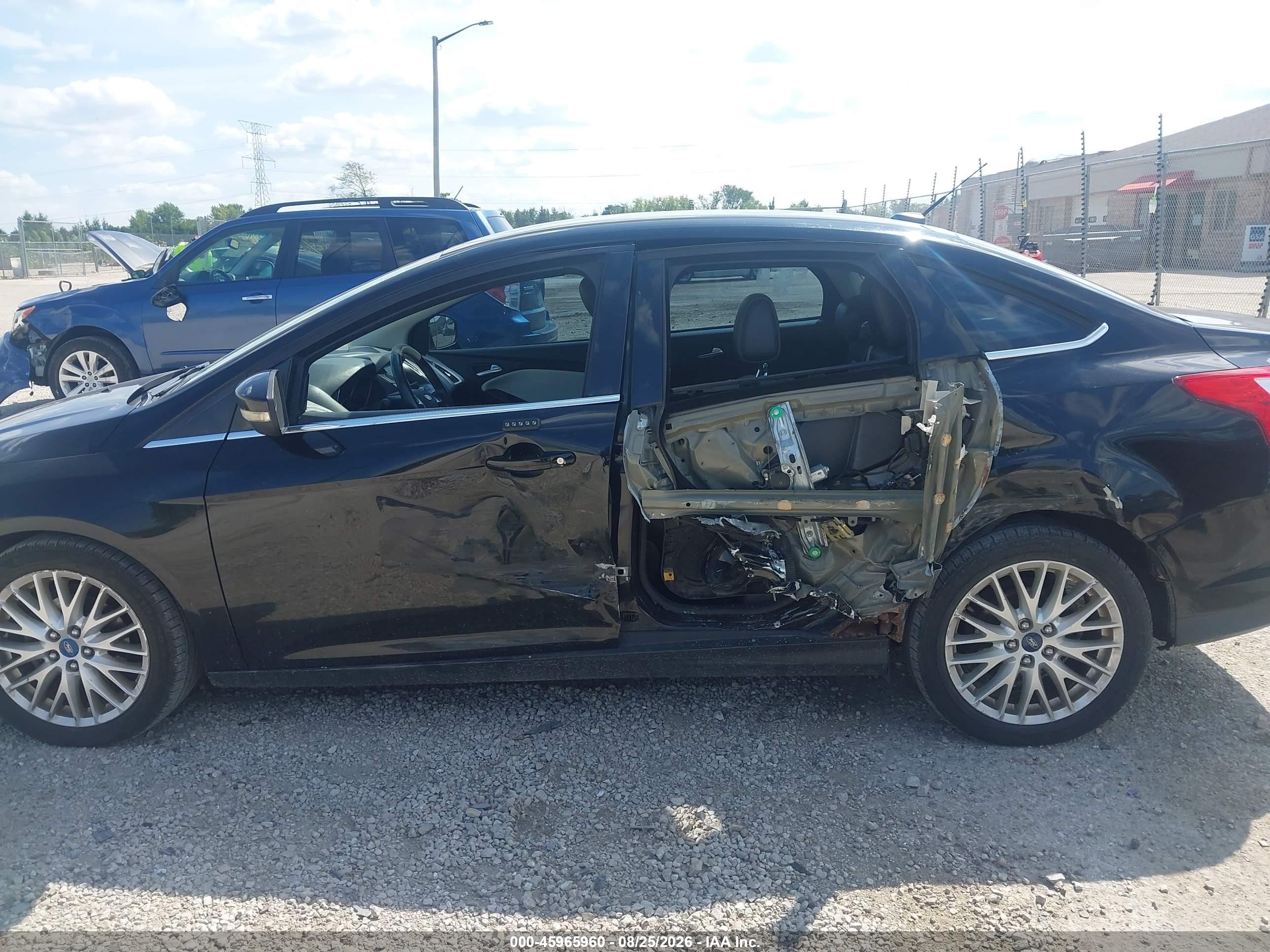 2012 Ford Focus Sel Black vin: 1FAHP3H22CL213868