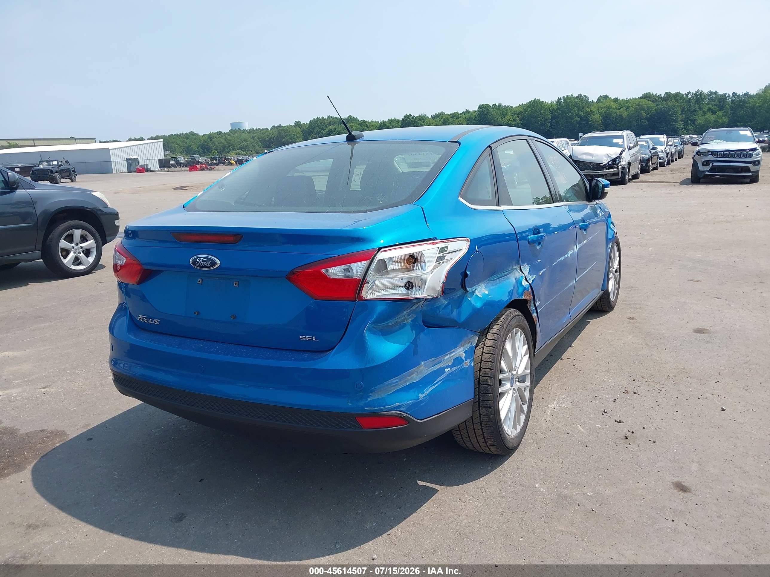 2012 Ford Focus Sel Blue vin: 1FAHP3H22CL242433