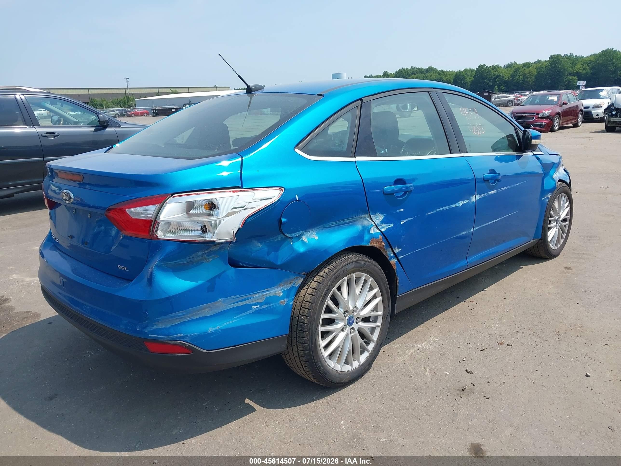 2012 Ford Focus Sel Blue vin: 1FAHP3H22CL242433