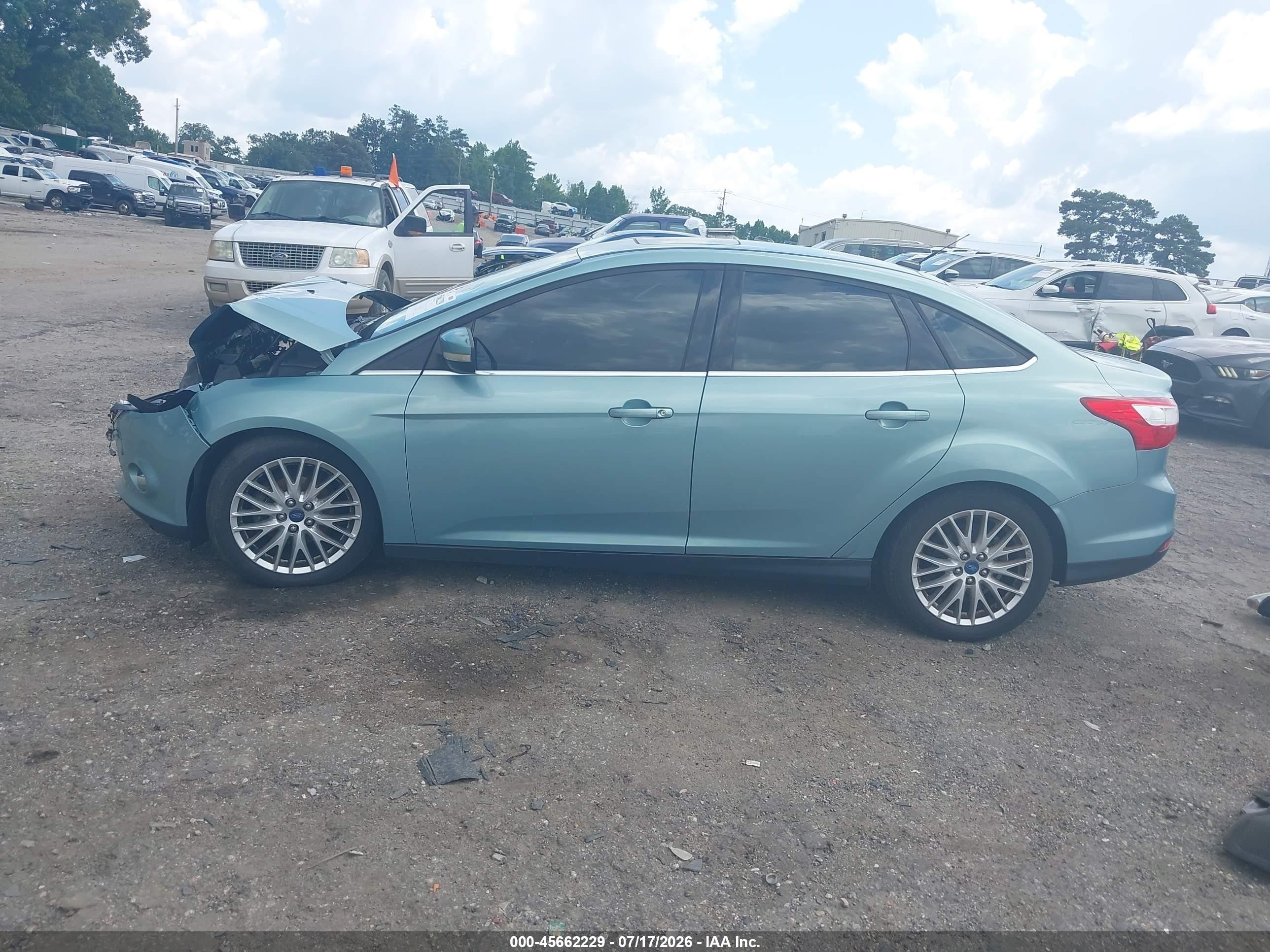 2012 Ford Focus Sel Blue vin: 1FAHP3H22CL245235