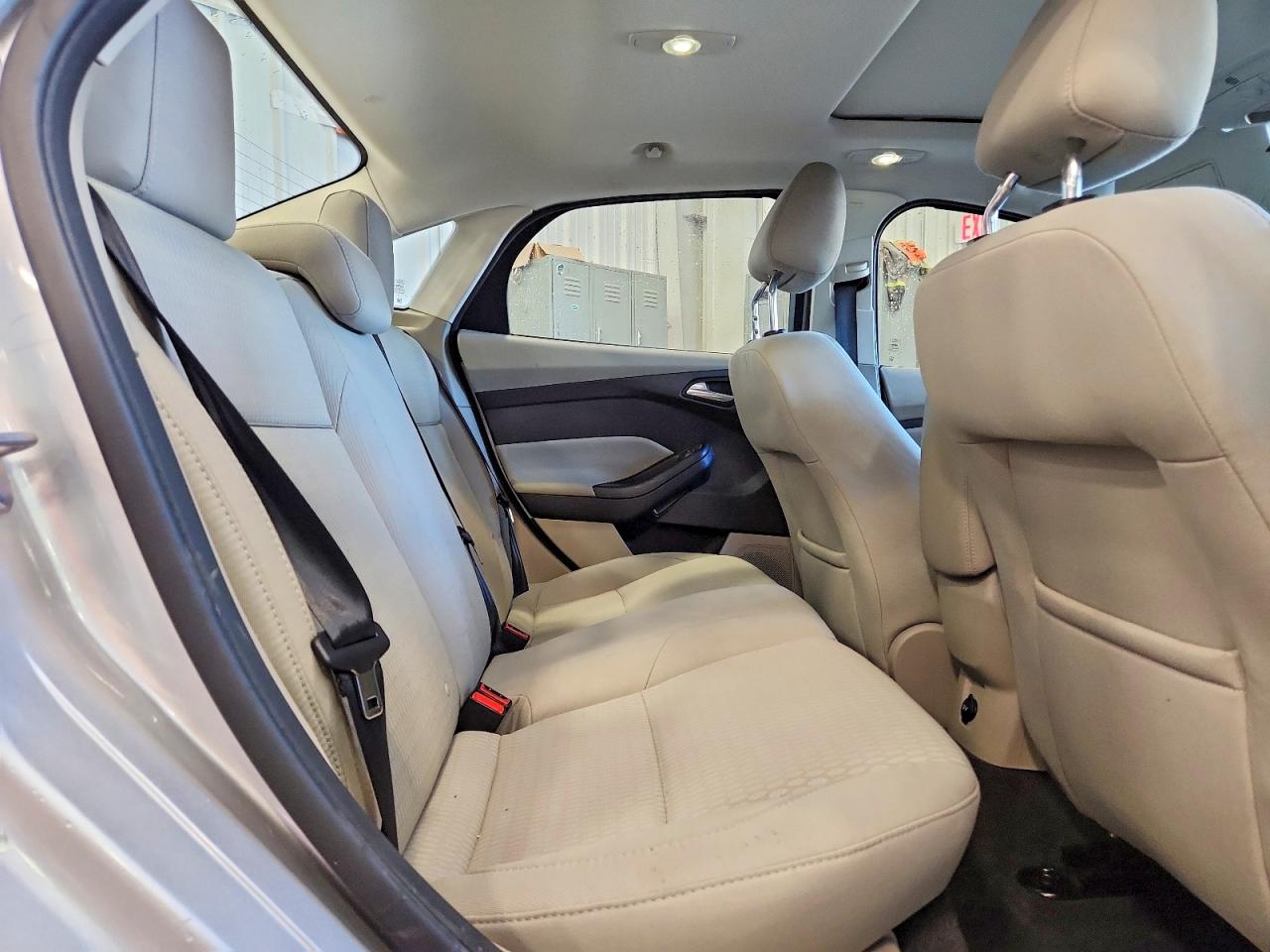 2012 Ford Focus Sel Silver vin: 1FAHP3H22CL293902