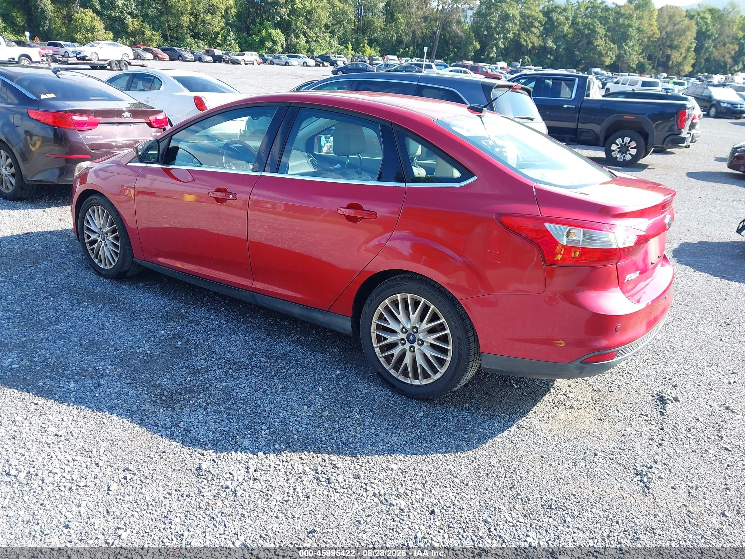 2012 Ford Focus Sel Red vin: 1FAHP3H22CL298758