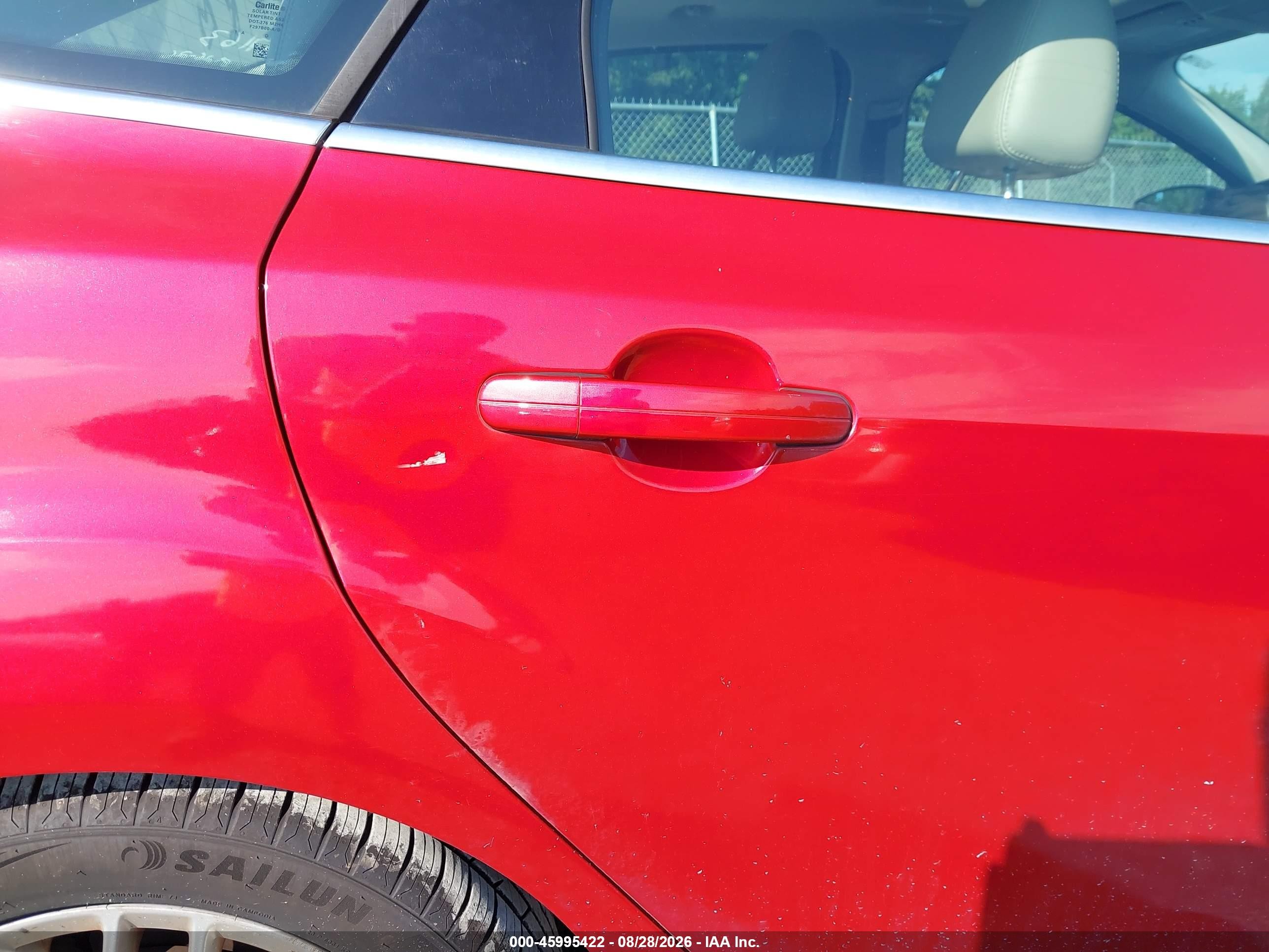 2012 Ford Focus Sel Red vin: 1FAHP3H22CL298758