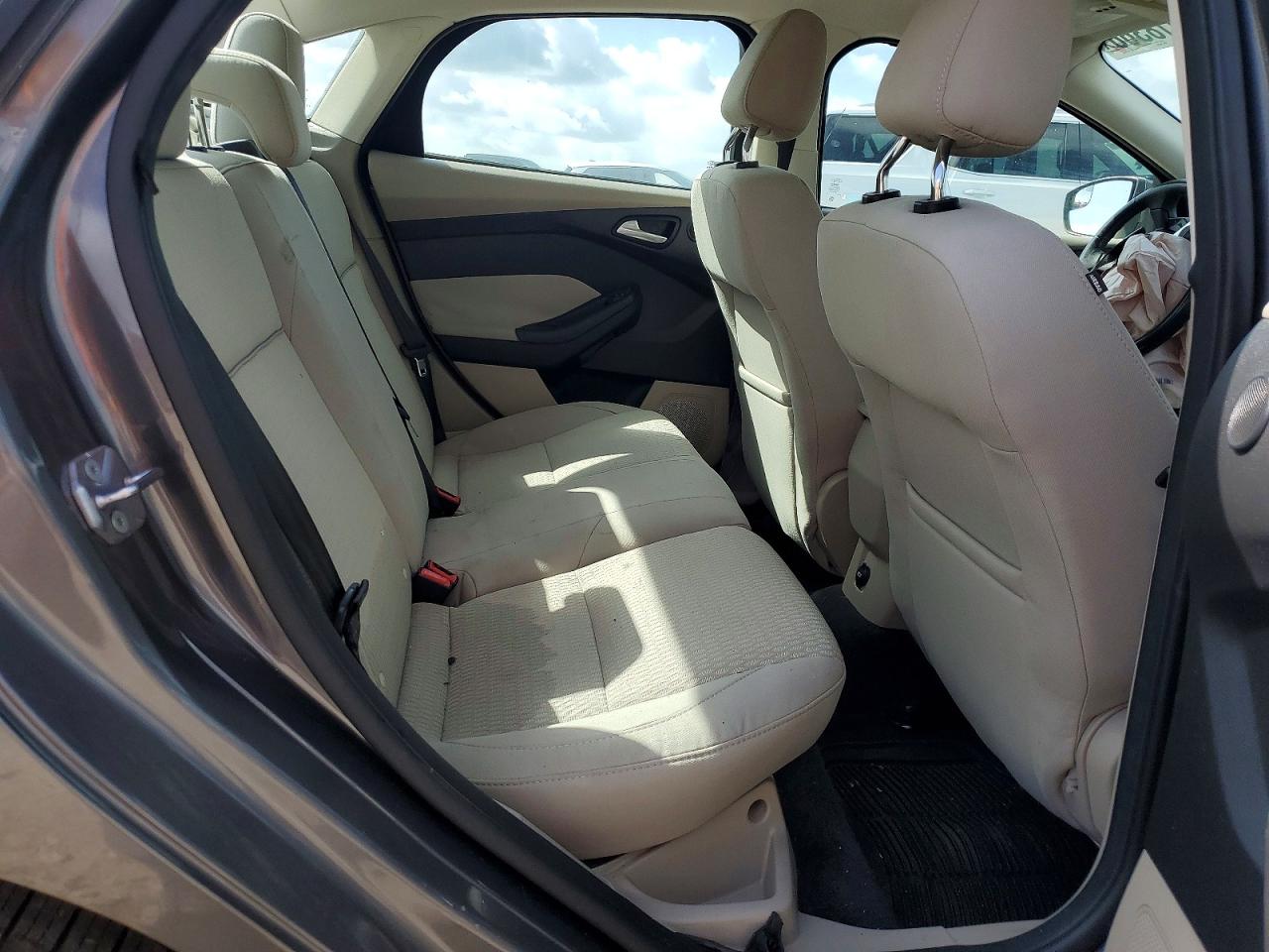 2012 Ford Focus Sel Gray vin: 1FAHP3H22CL360384