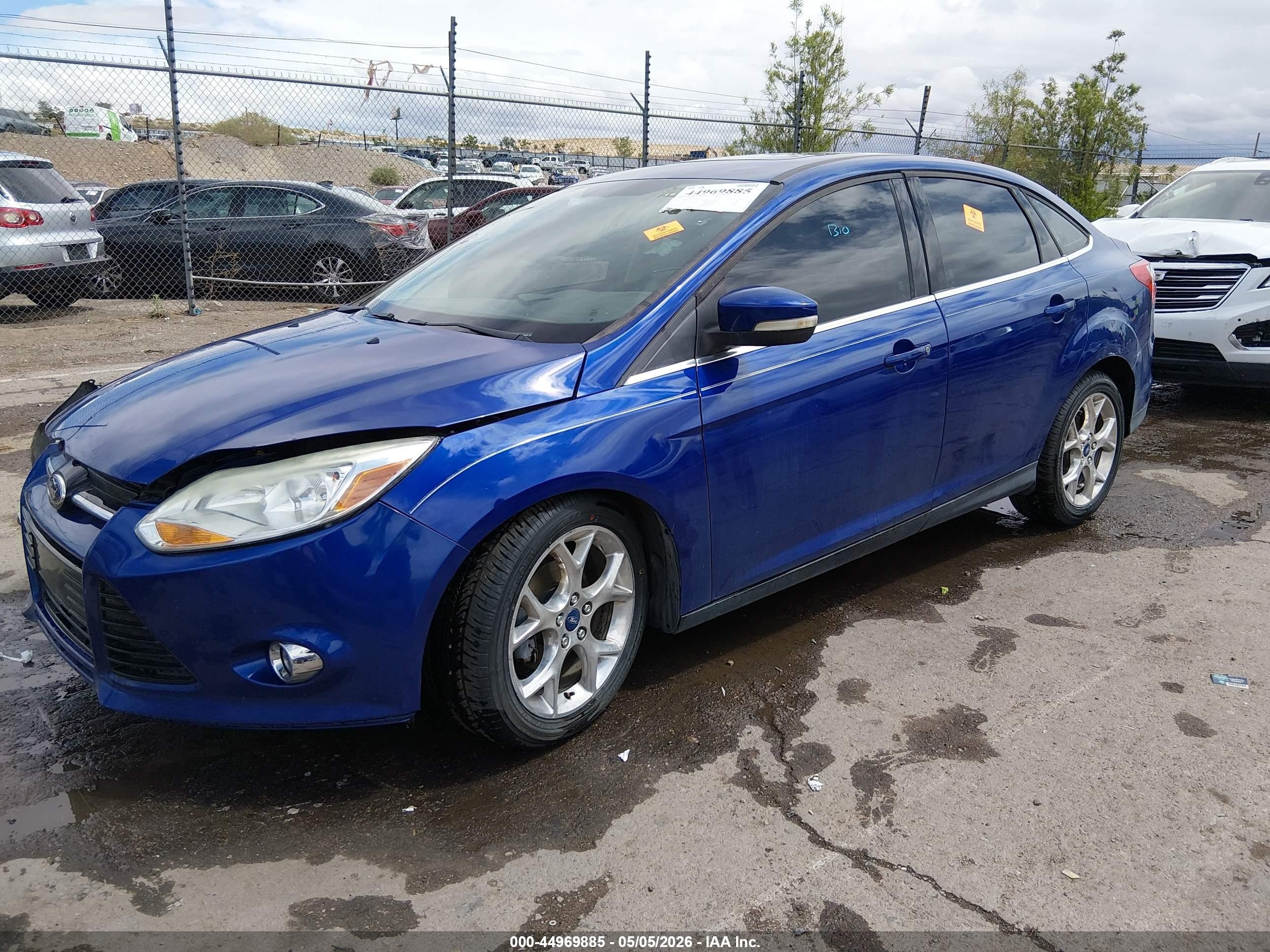 2012 Ford Focus Sel Синий vin: 1FAHP3H22CL370350