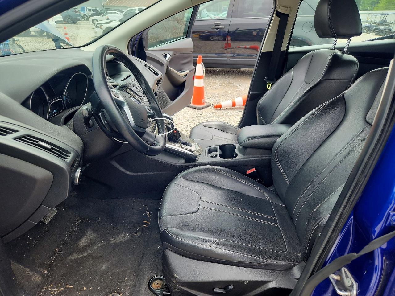 2012 Ford Focus Sel Blue vin: 1FAHP3H22CL395040