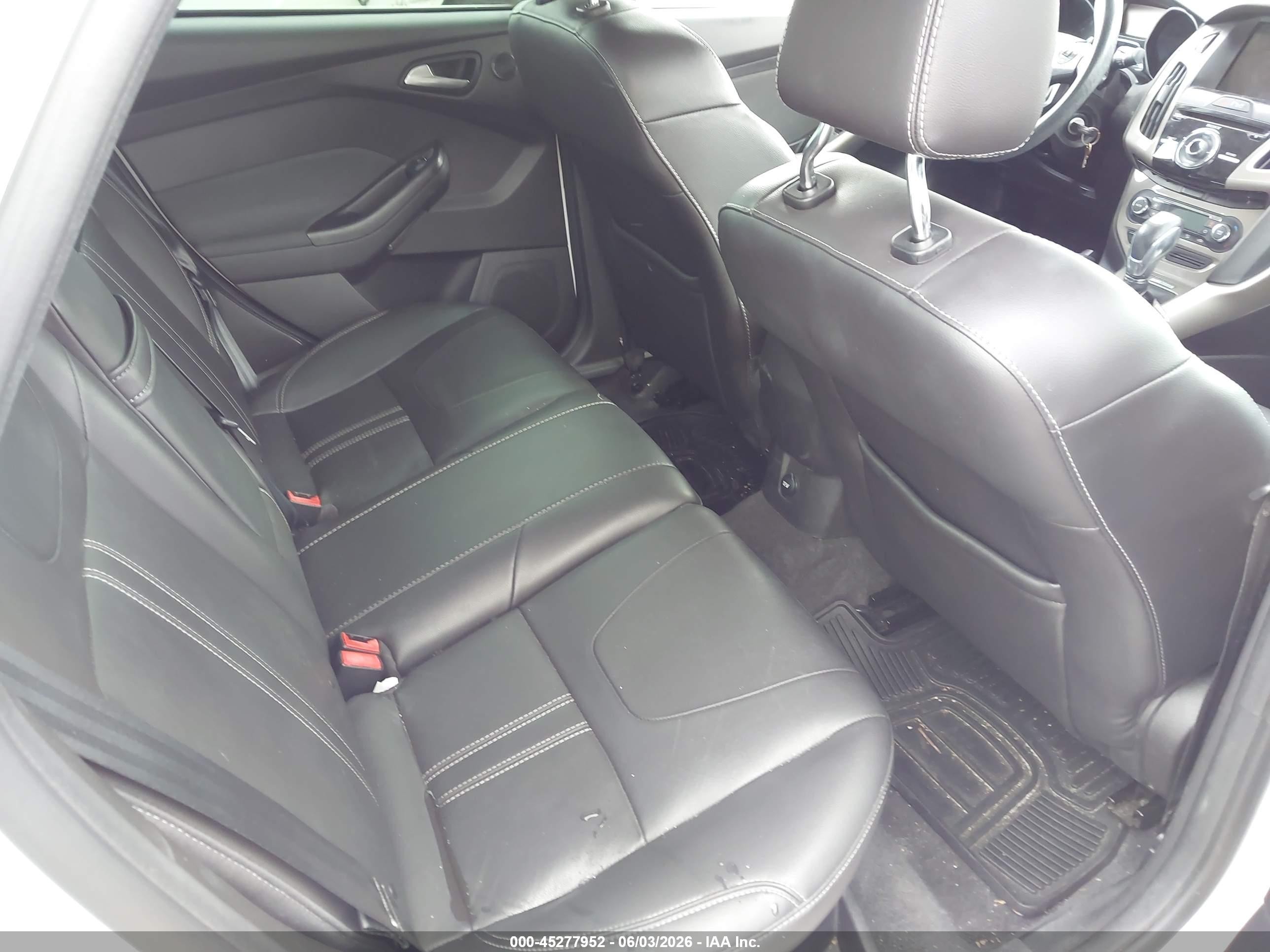 2012 Ford Focus Sel White vin: 1FAHP3H23CL171985