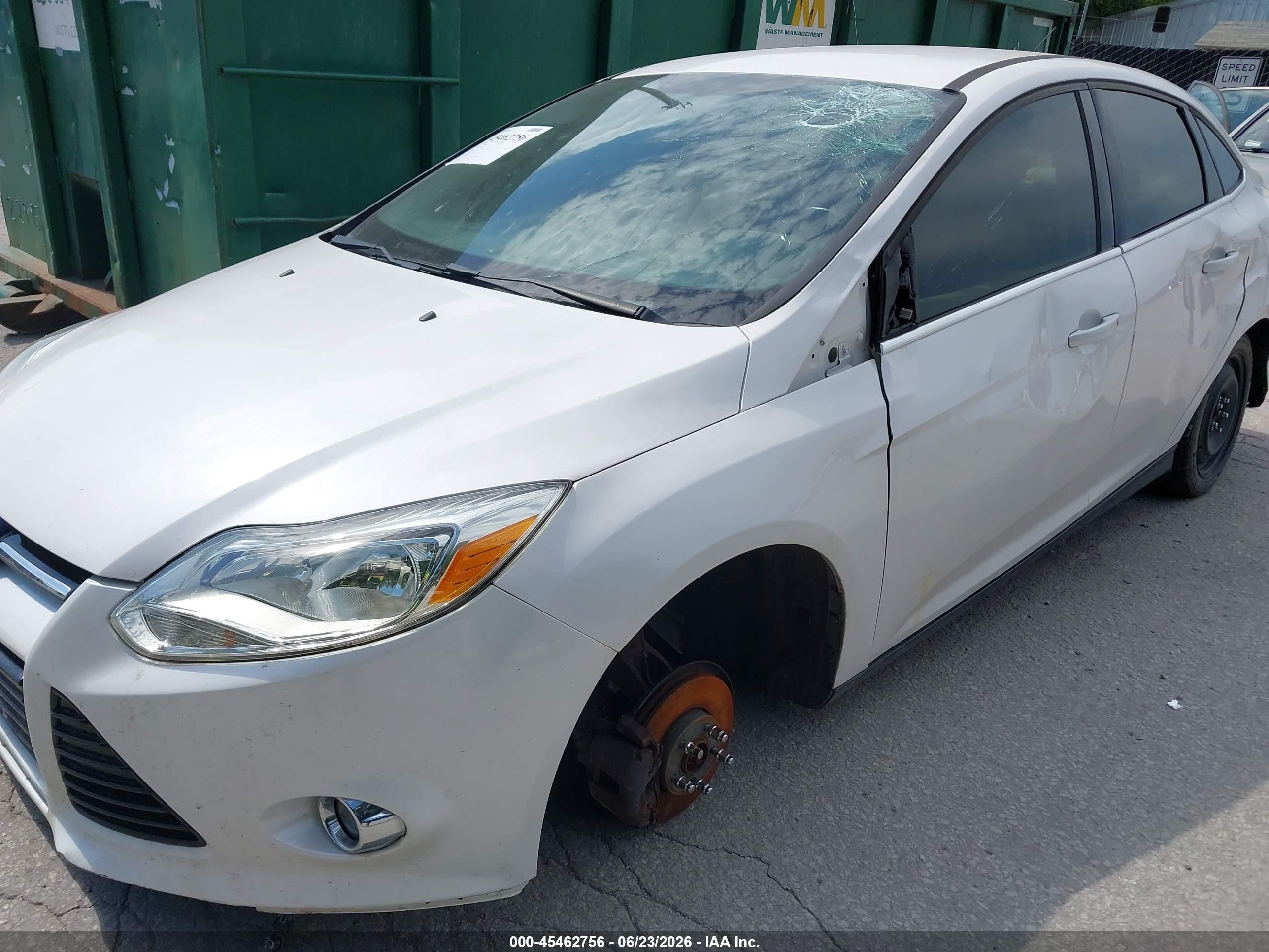 2012 Ford Focus Sel White vin: 1FAHP3H23CL180234