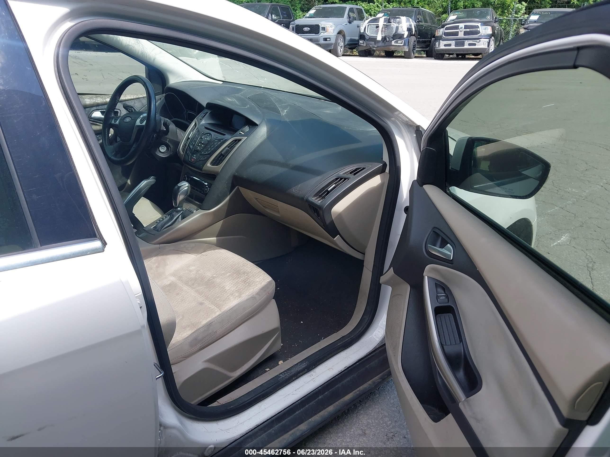 2012 Ford Focus Sel White vin: 1FAHP3H23CL180234