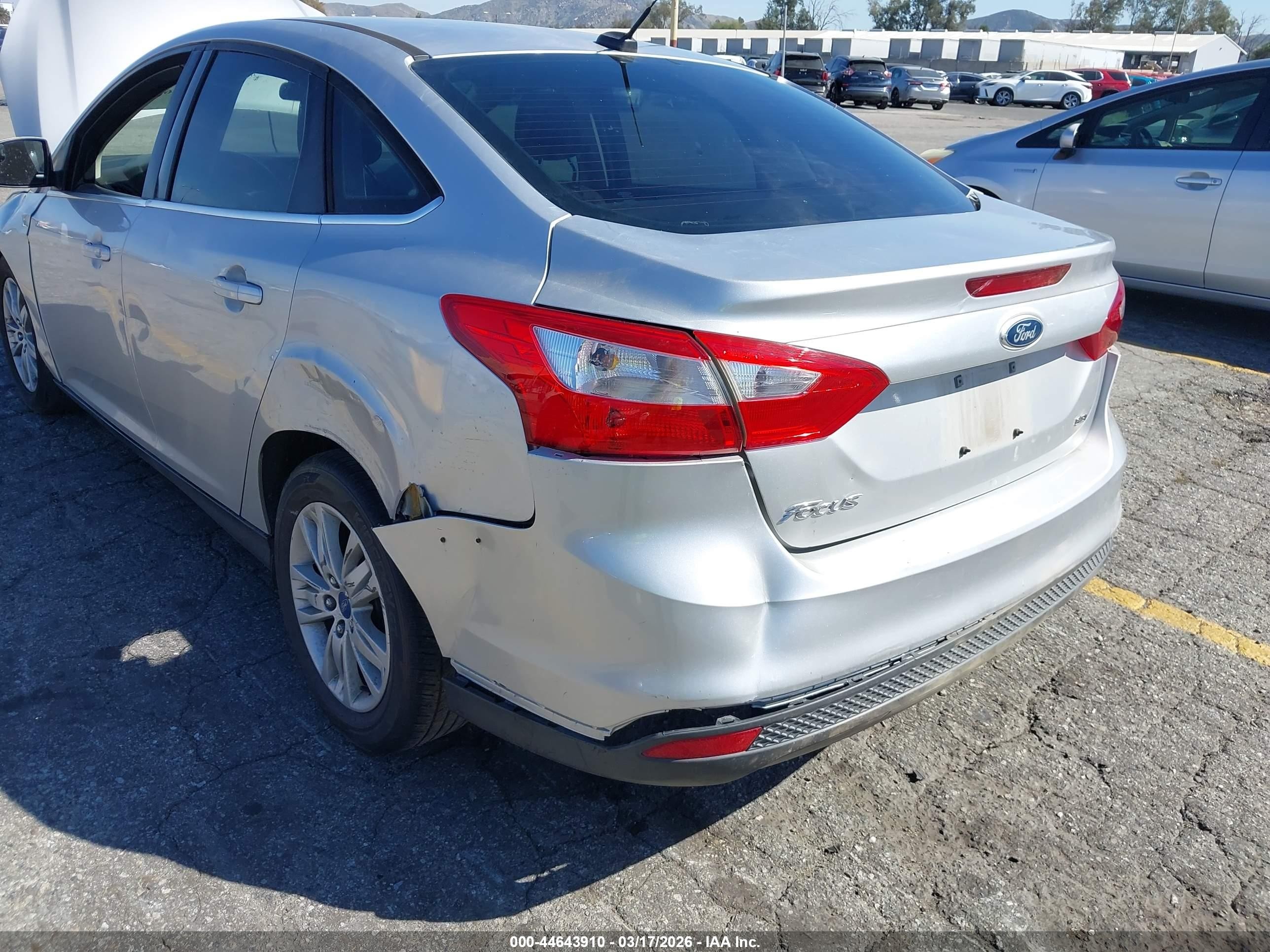 2012 Ford Focus Sel Gray vin: 1FAHP3H23CL251142