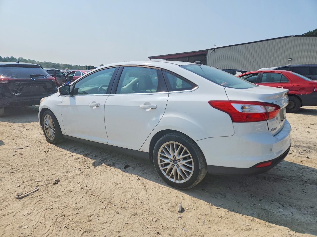 2012 Ford Focus Sel White vin: 1FAHP3H23CL353105
