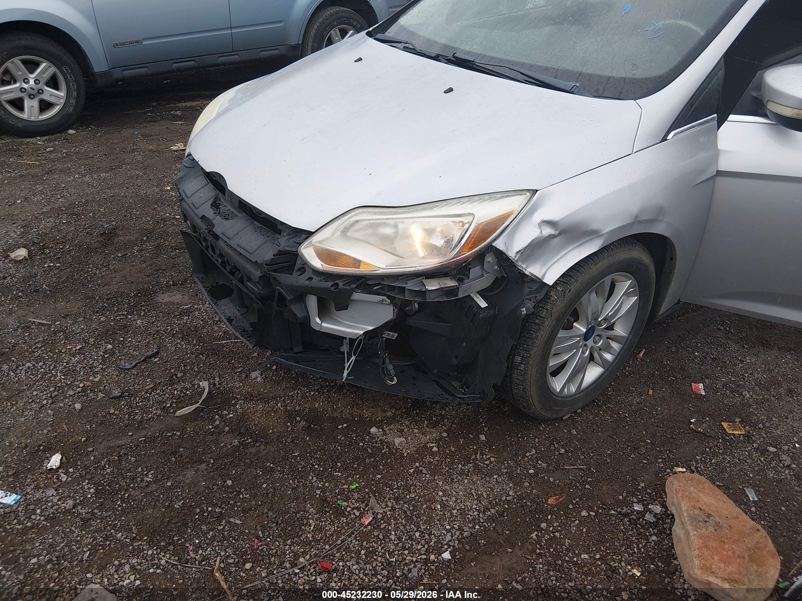2012 Ford Focus Sel Gray vin: 1FAHP3H23CL387948