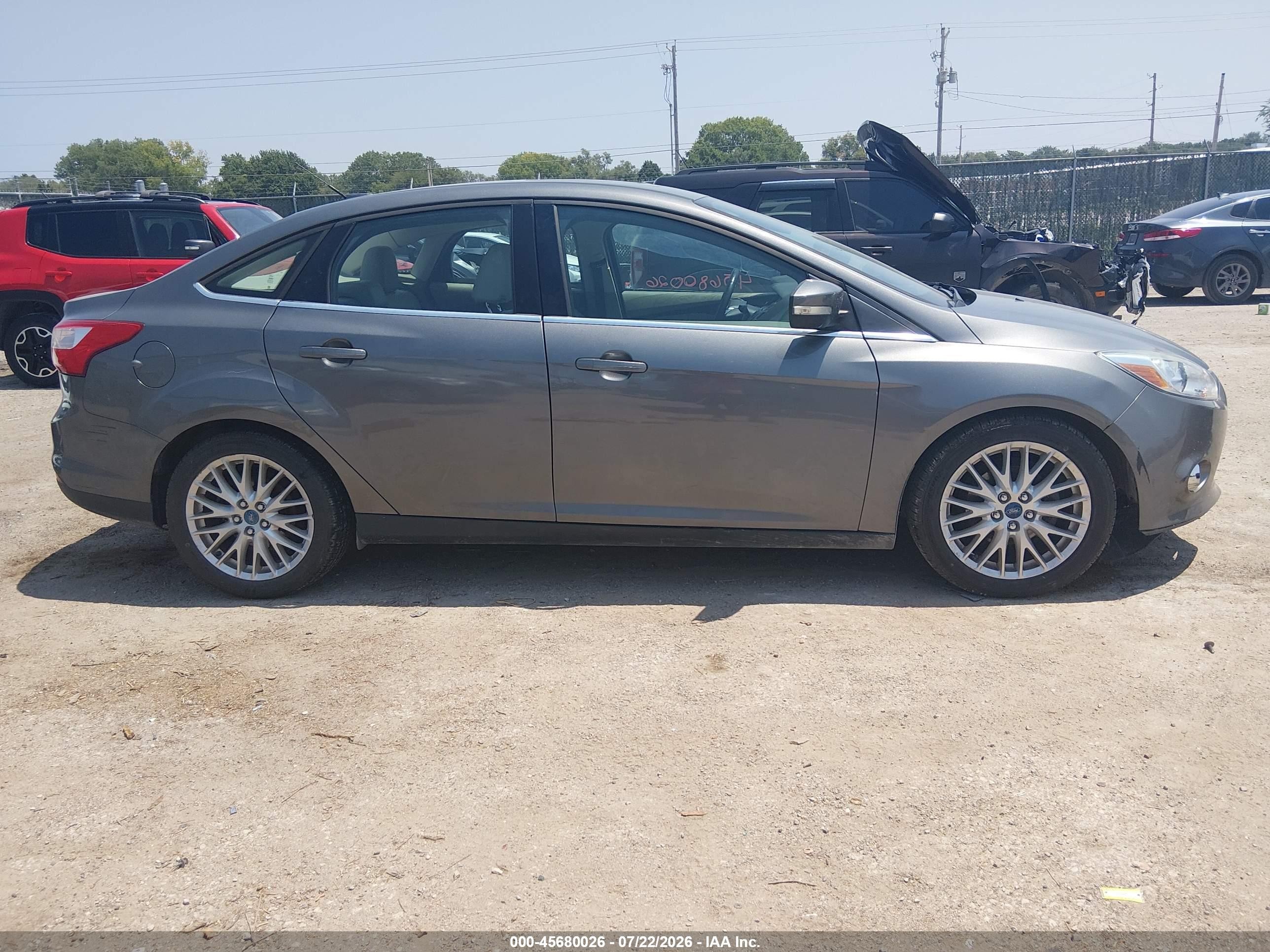 2012 Ford Focus Sel Gray vin: 1FAHP3H23CL400374