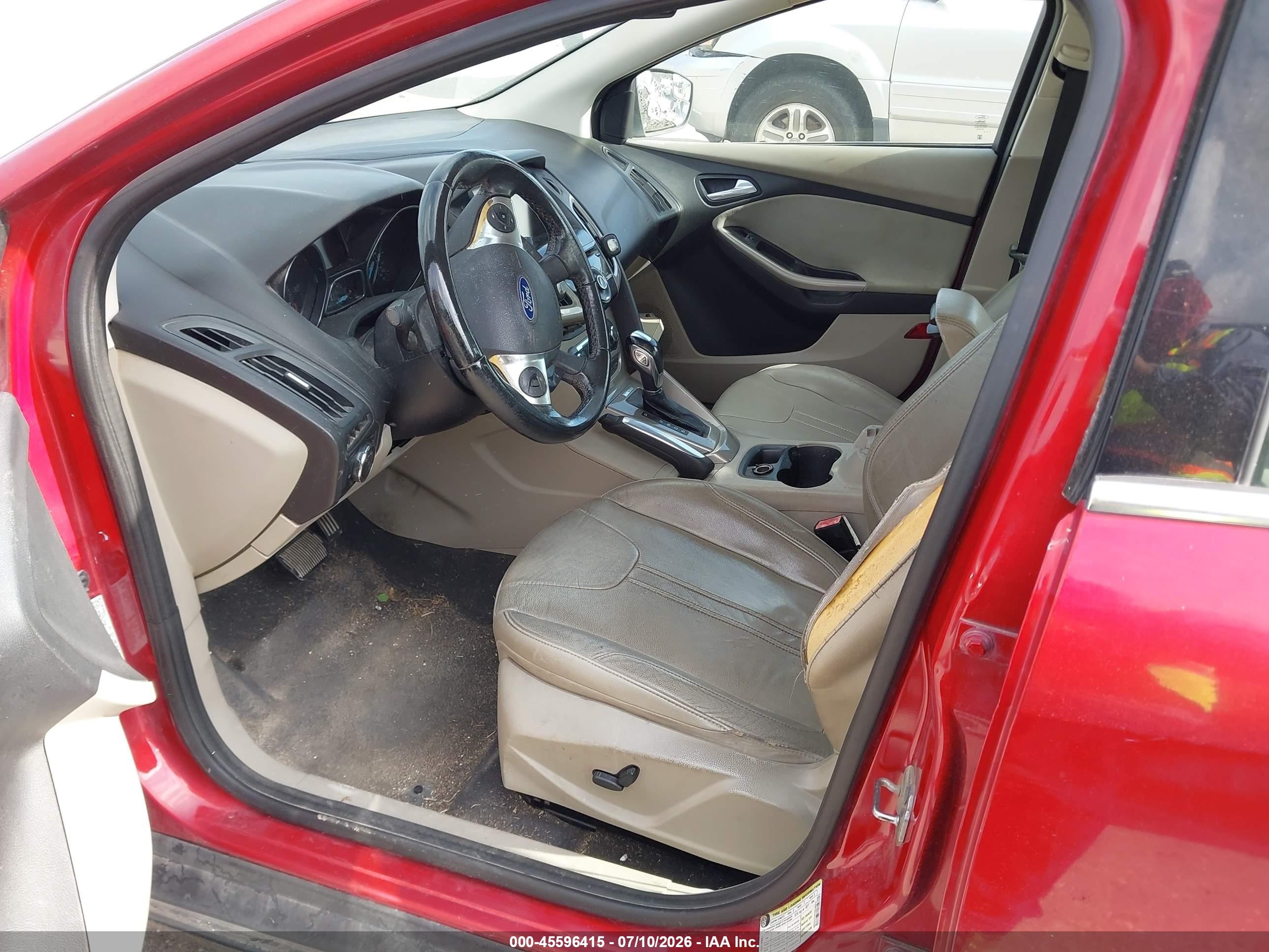 2012 Ford Focus Sel Red vin: 1FAHP3H24CL243308