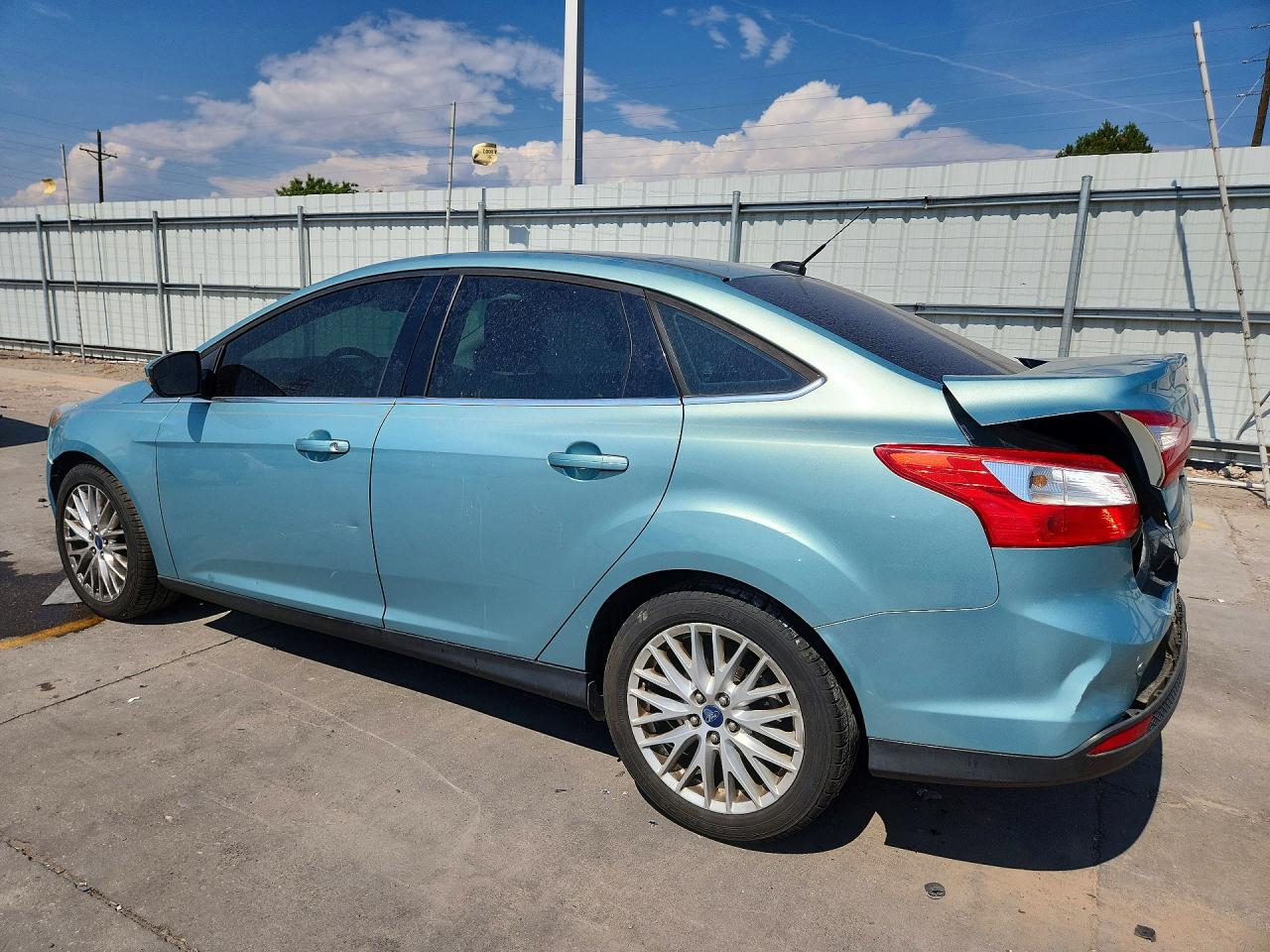 2012 Ford Focus Sel Turquoise vin: 1FAHP3H24CL362251