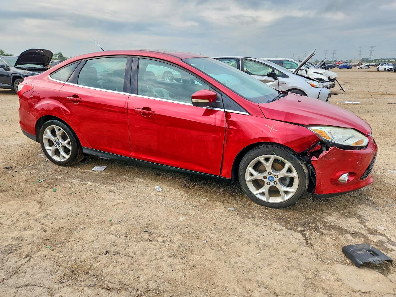 2012 Ford Focus Sel Red vin: 1FAHP3H25CL128619