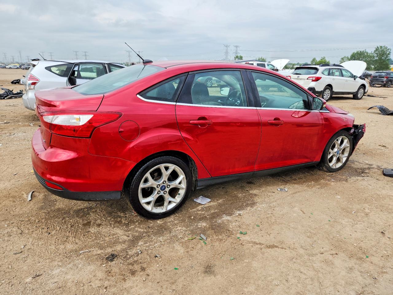 2012 Ford Focus Sel Red vin: 1FAHP3H25CL128619