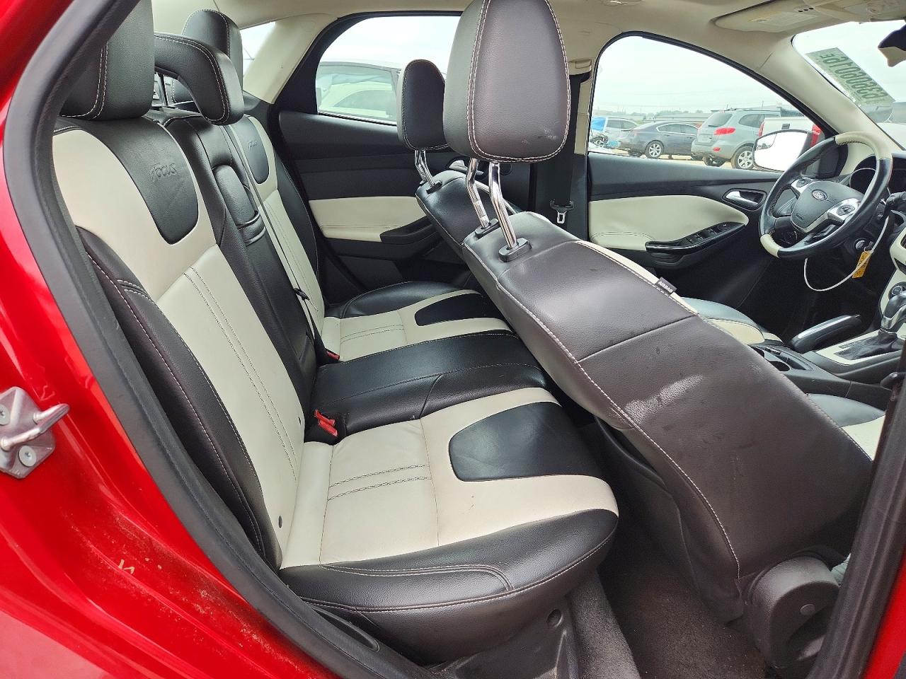 2012 Ford Focus Sel Red vin: 1FAHP3H25CL128619