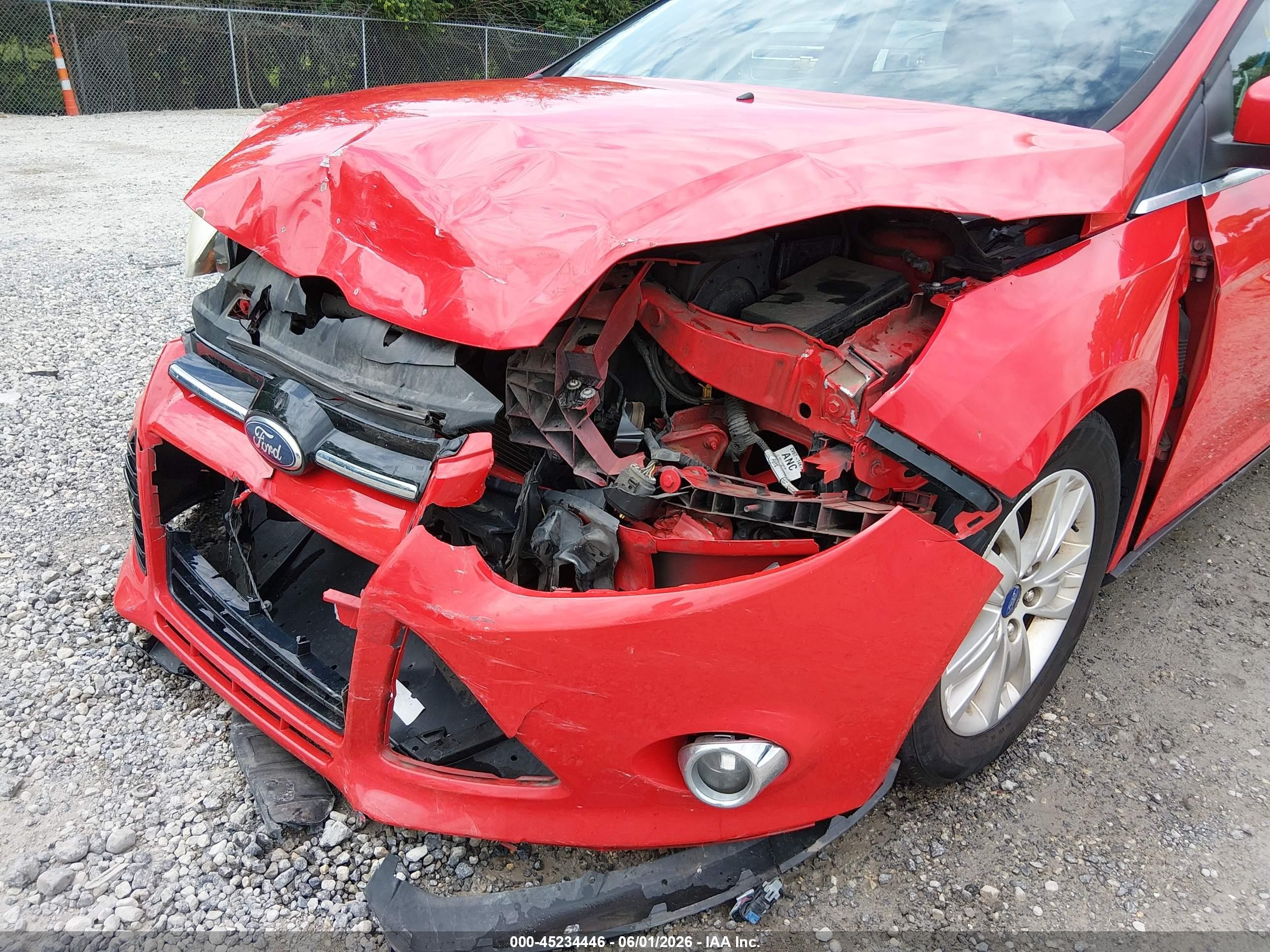 2012 Ford Focus Sel Red vin: 1FAHP3H25CL142245