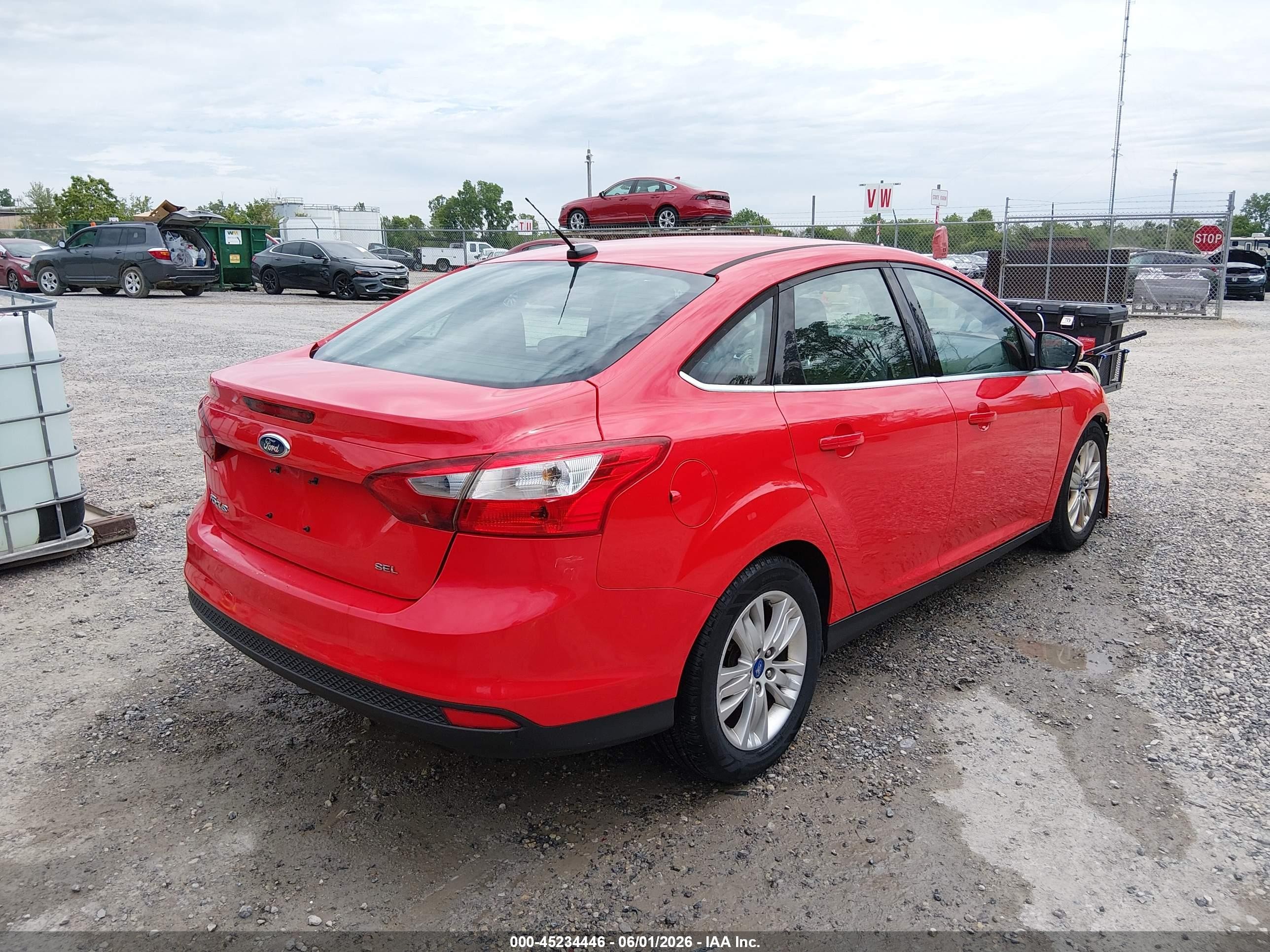 2012 Ford Focus Sel Red vin: 1FAHP3H25CL142245