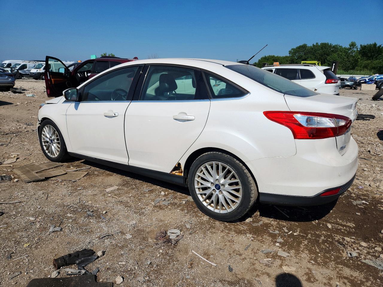 2012 Ford Focus Sel White vin: 1FAHP3H25CL271540
