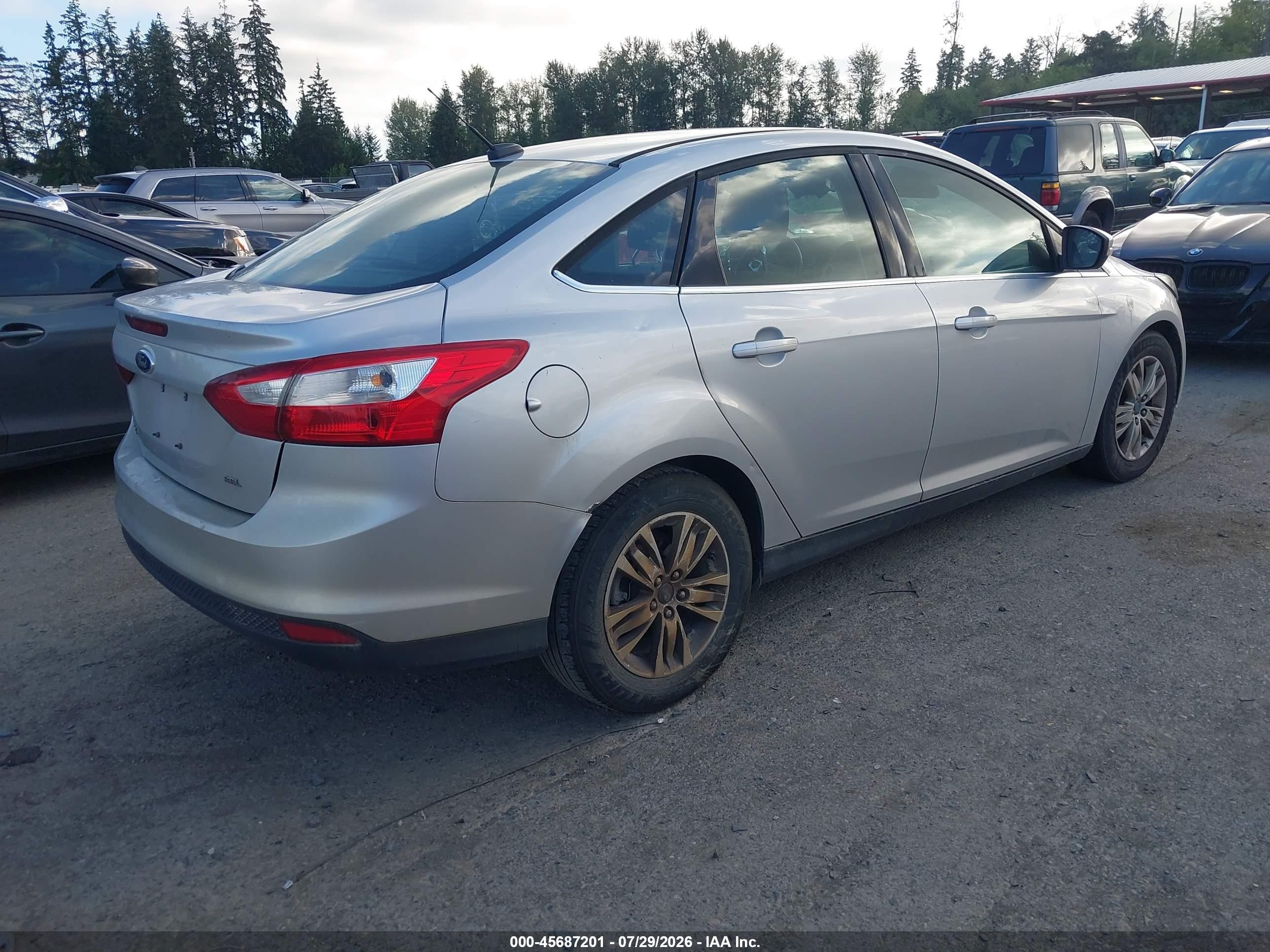 2012 Ford Focus Sel Серебряный vin: 1FAHP3H25CL367278