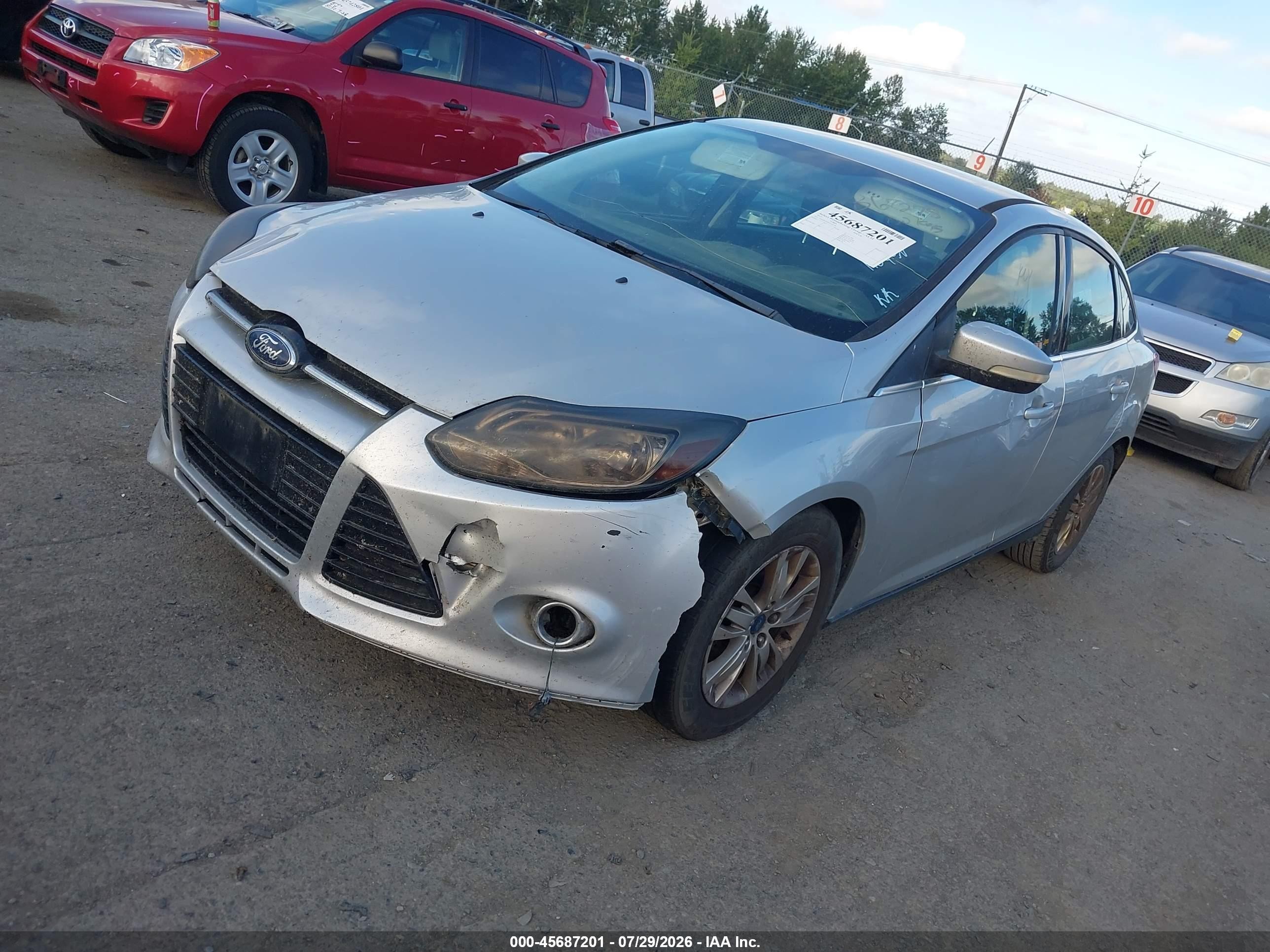 2012 Ford Focus Sel Серебряный vin: 1FAHP3H25CL367278